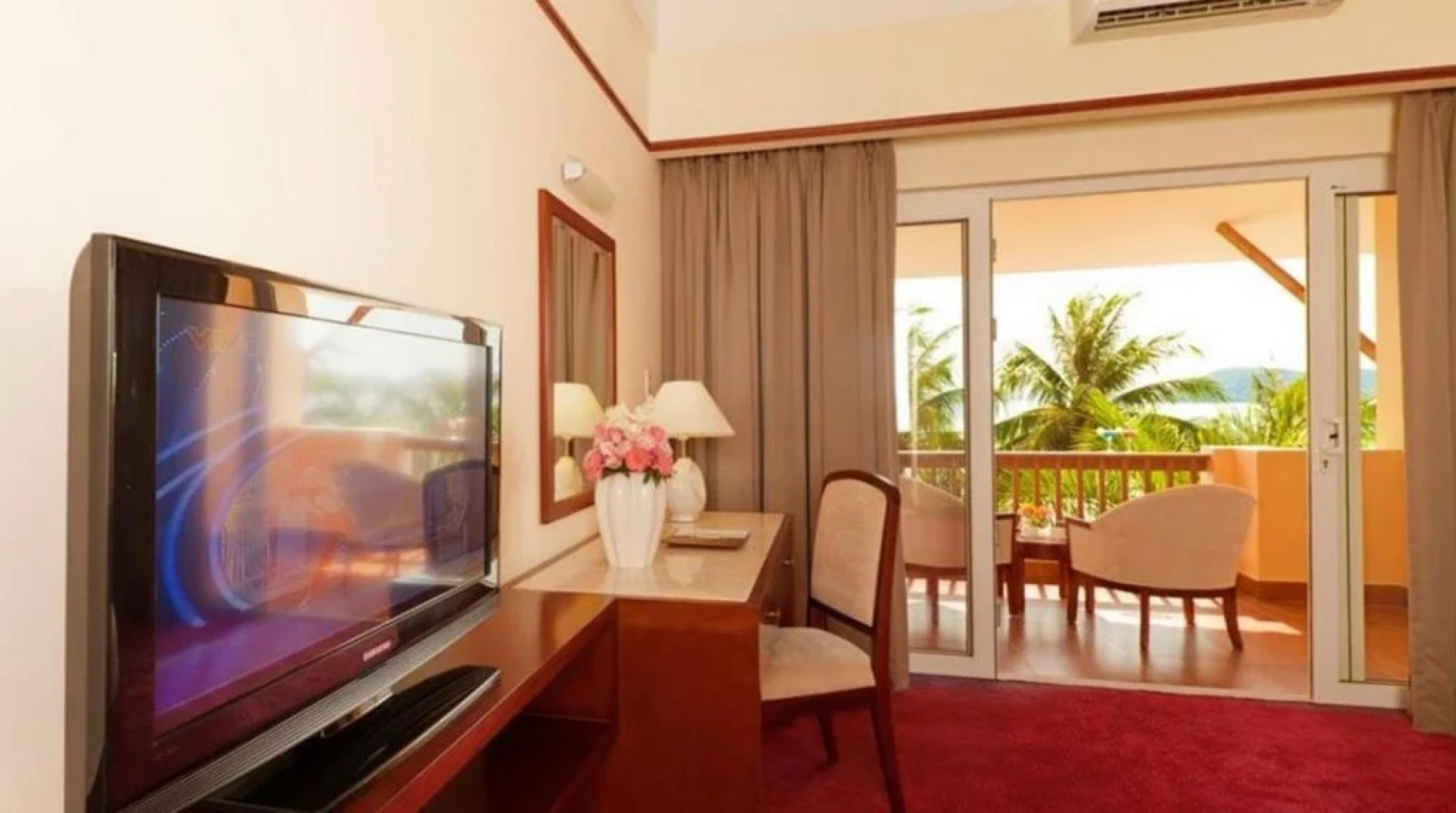 Hon Trem Resort & Spa