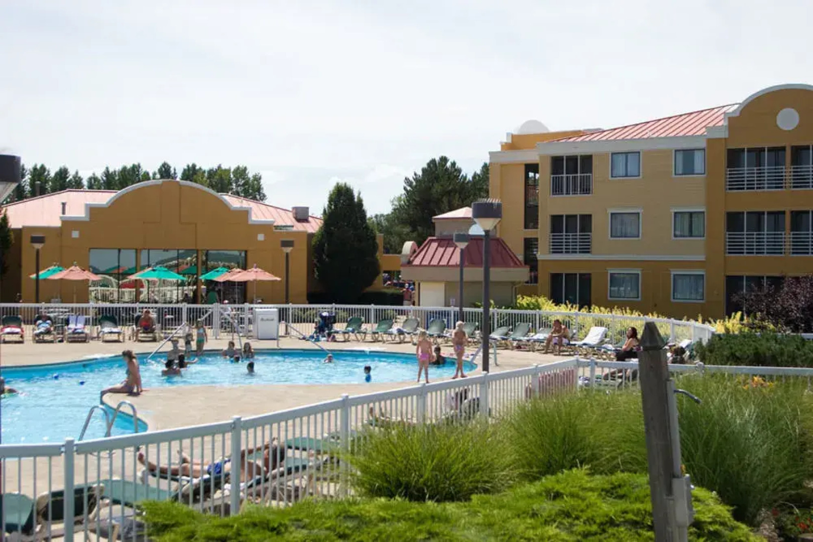 Cedar Point's Sandcastle Suites
