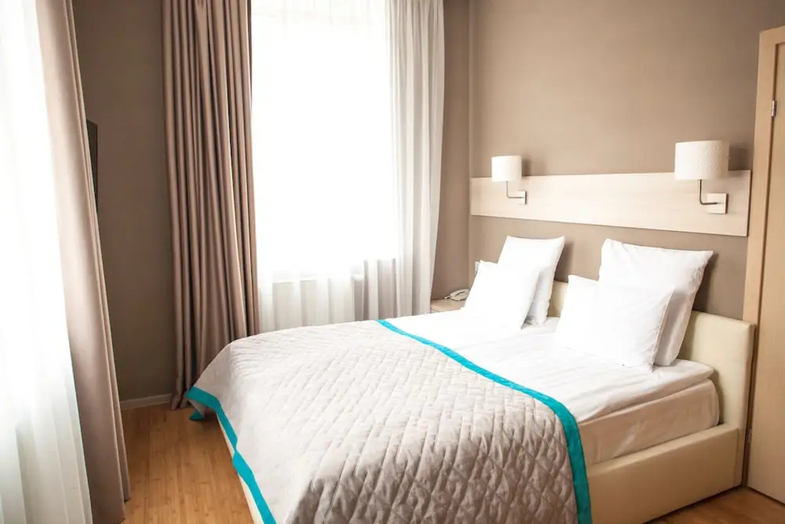 Отель Номера на Большом проспекте