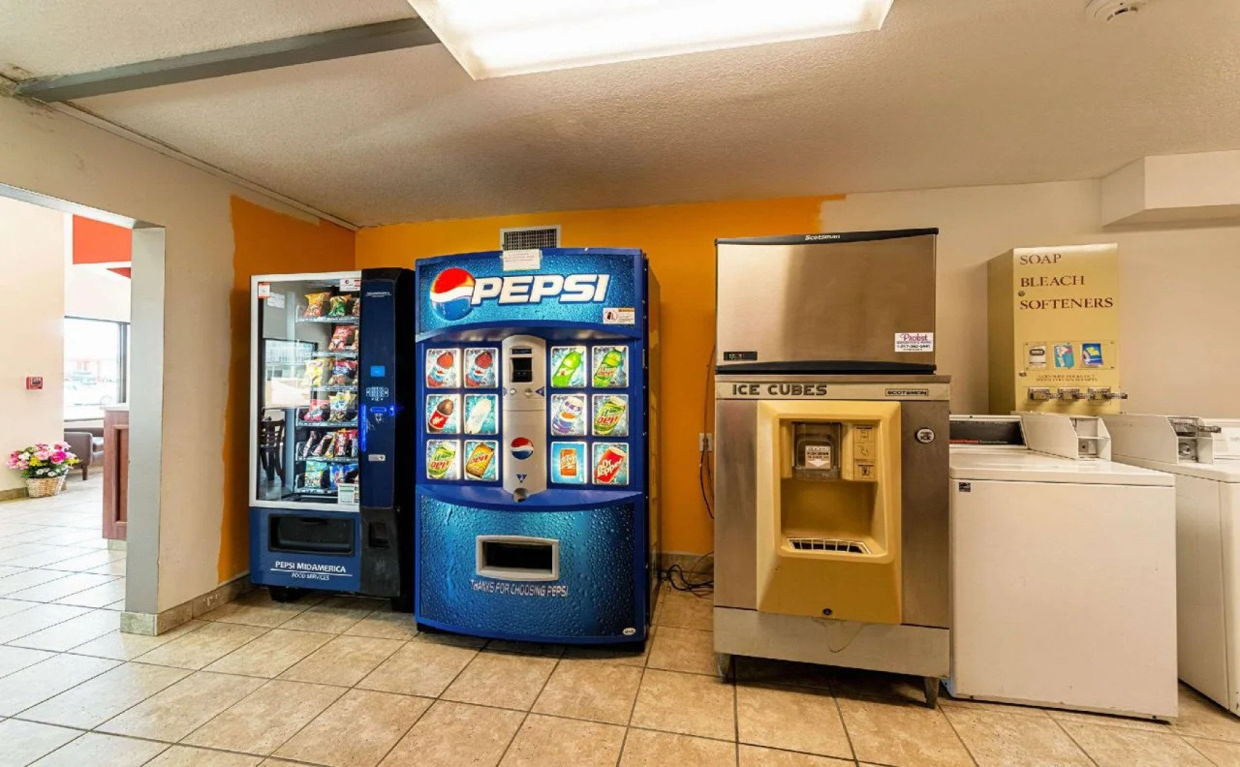 Motel 6 Effingham, IL