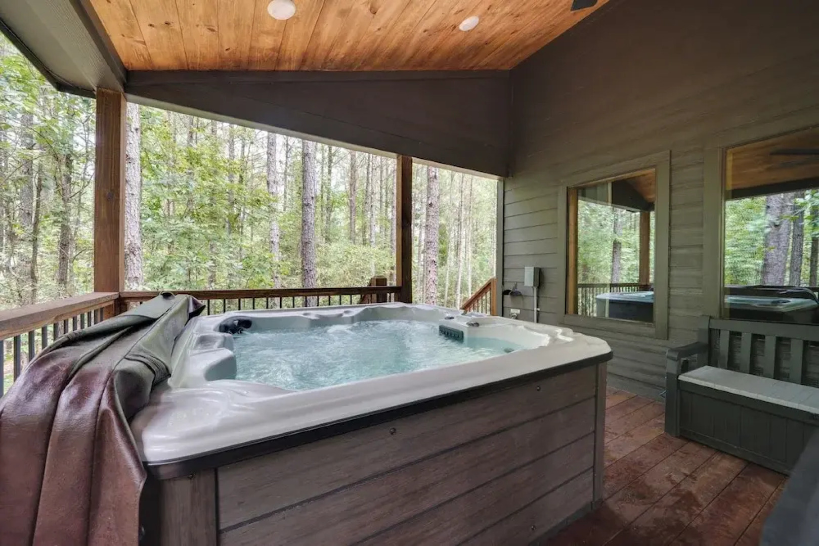 'sutton Ridge' Cabin Rental: Hot Tub & Swing Set!