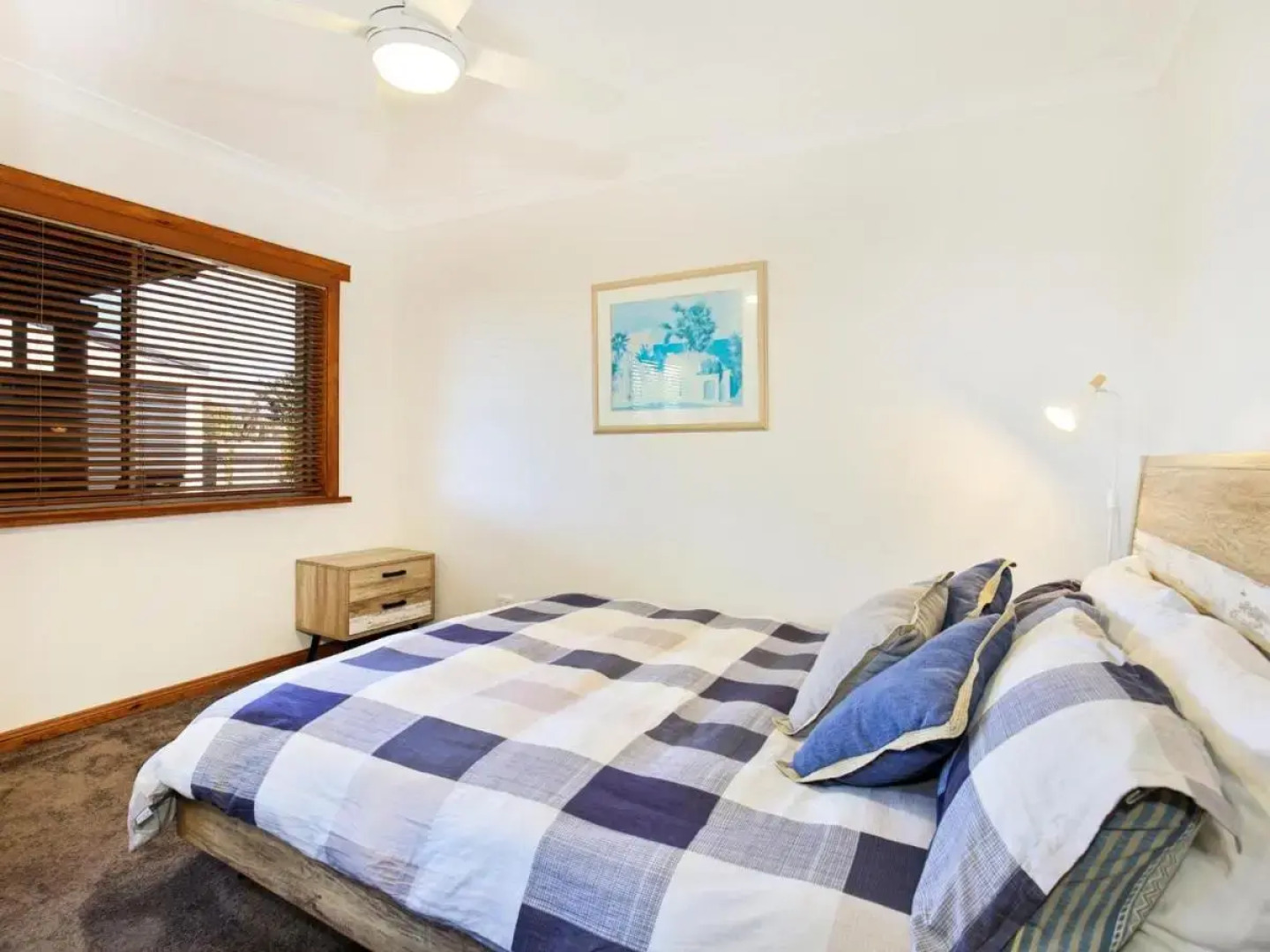 Shores - Pet-Friendly - 1 Min Walk to Beach