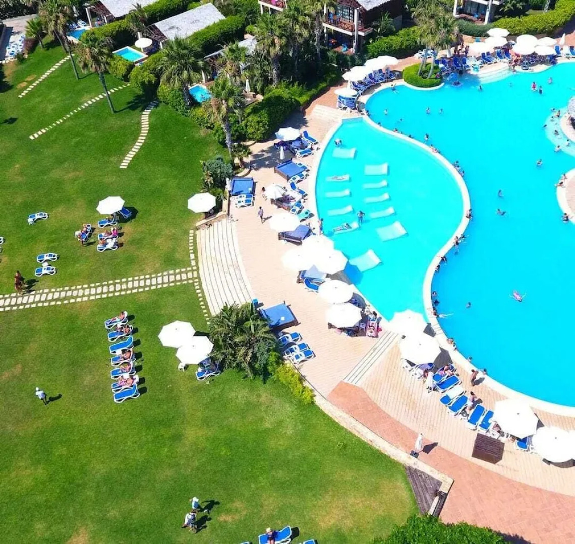 Turquoise Beach Resort