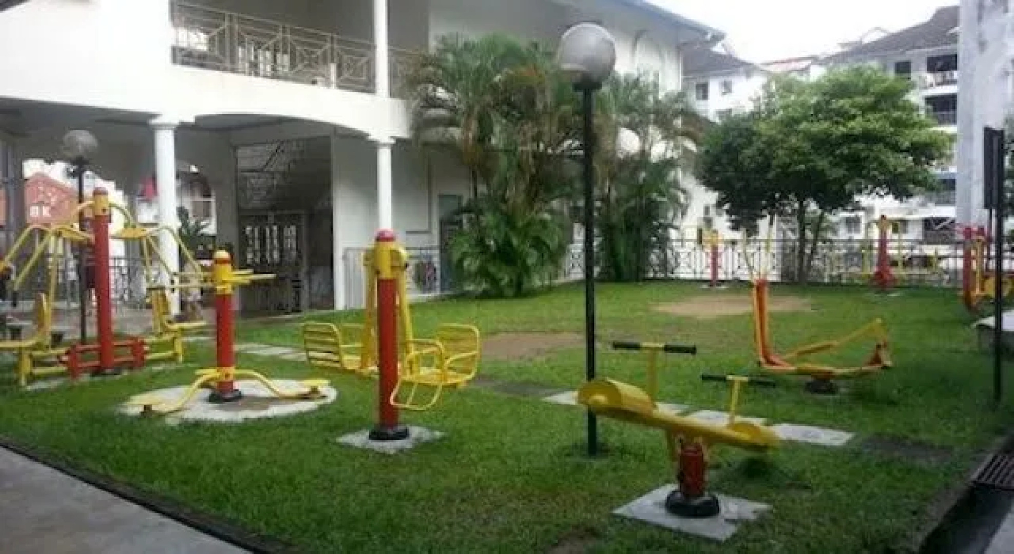 DeHomy Vacation Apartment