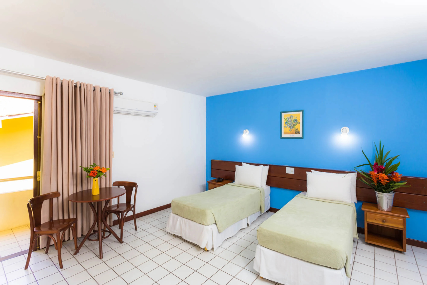 Sunshine Praia Hotel