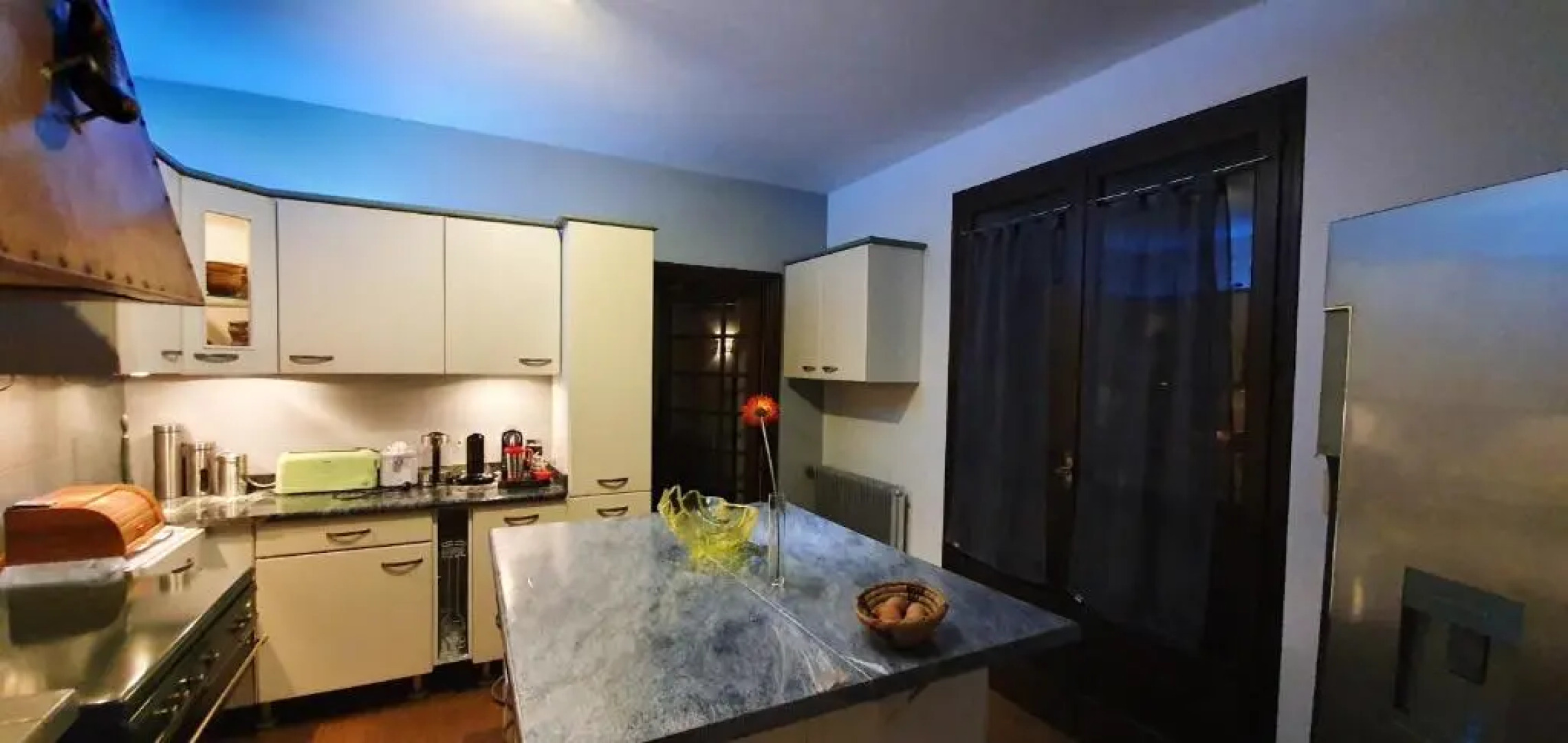 Villa With 5 Bedrooms in Montricoux, With Wonderful Lake View, Private Pool, Furnished Garden