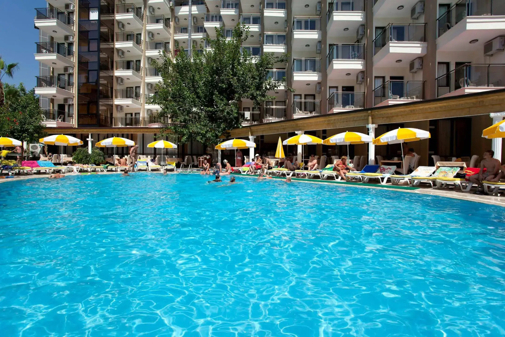 Monte Carlo Hotel - All Inclusive