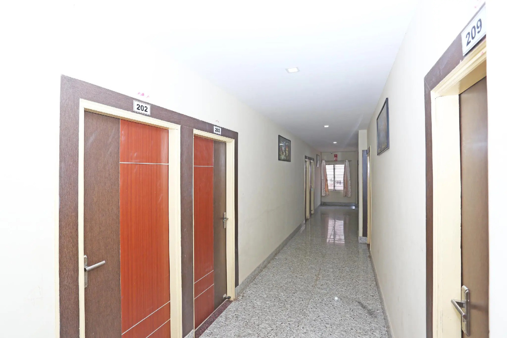 OYO 2279 Greenwood Galaxy