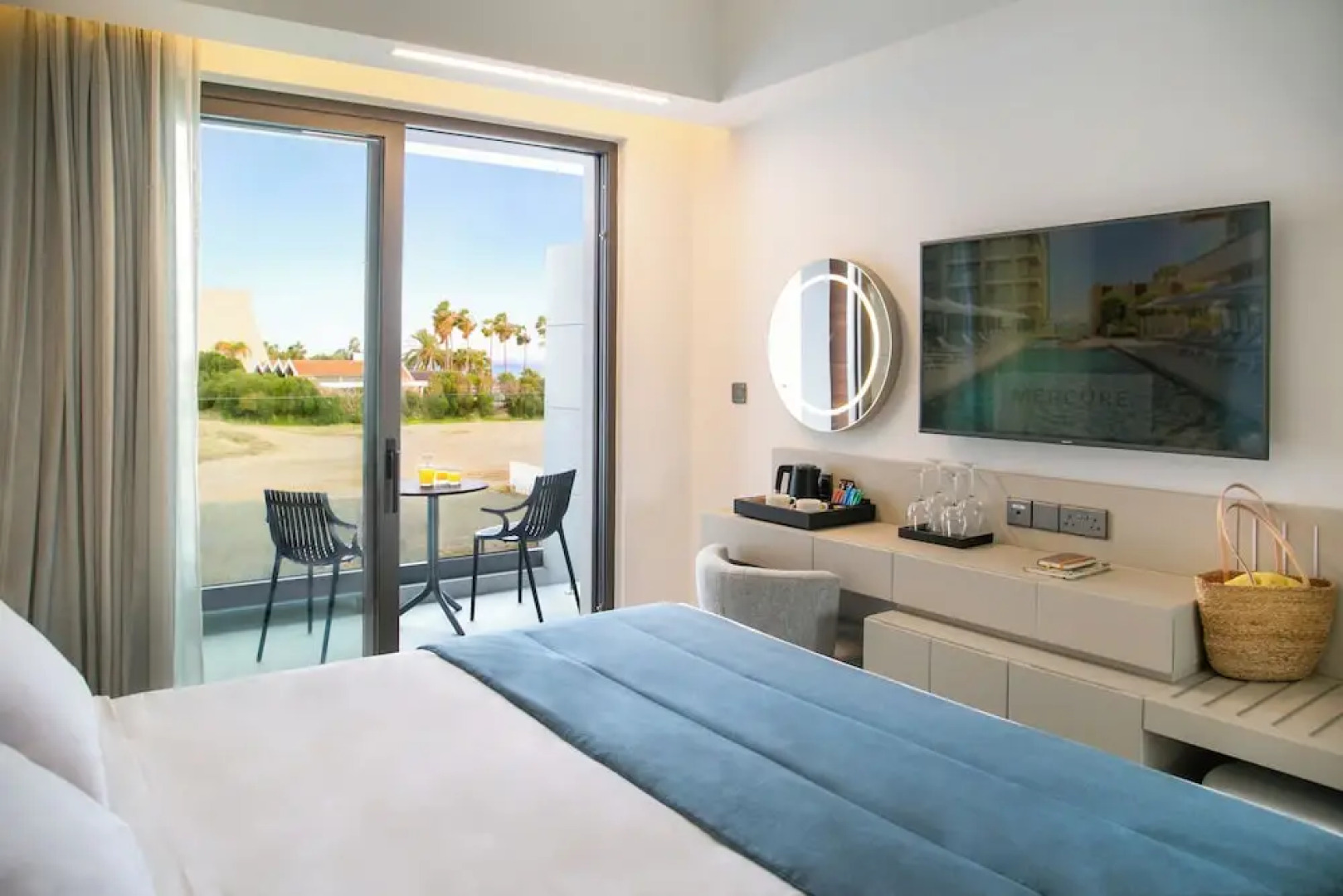 Mercure Larnaca Beach Resort