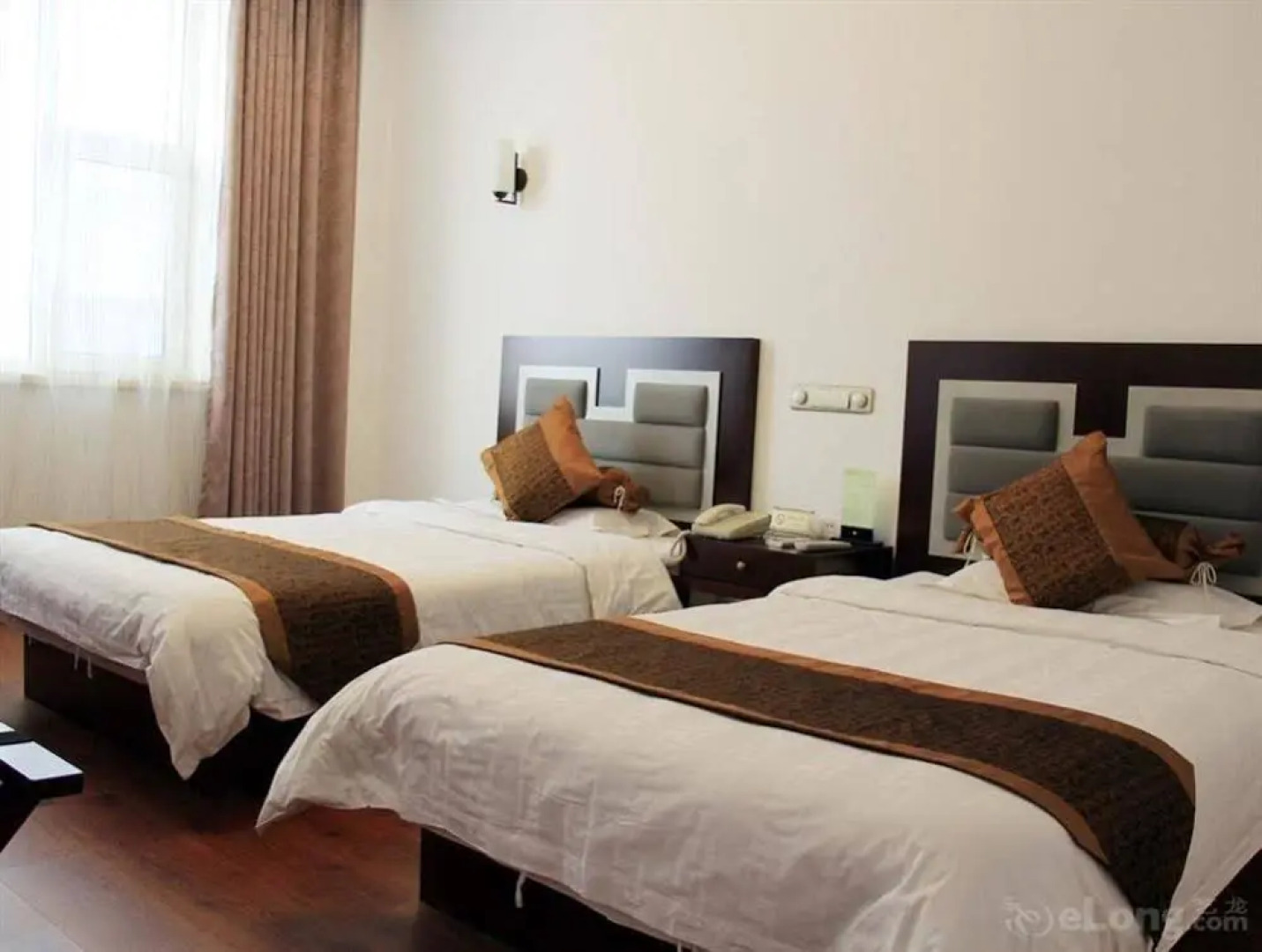 Qianyuan Jingyang Hotel