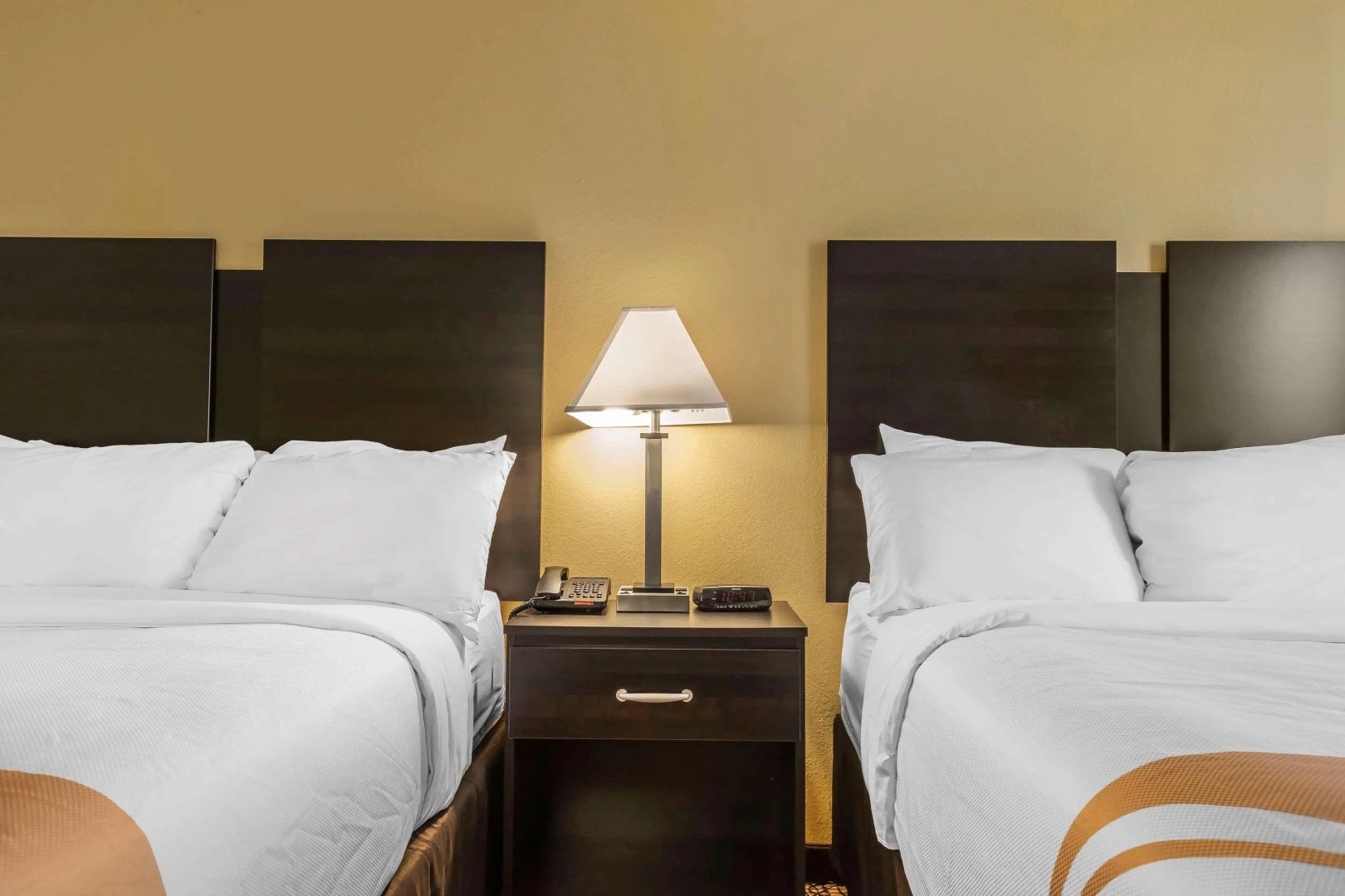 Quality Inn & Suites Pittsburgh Harmarville