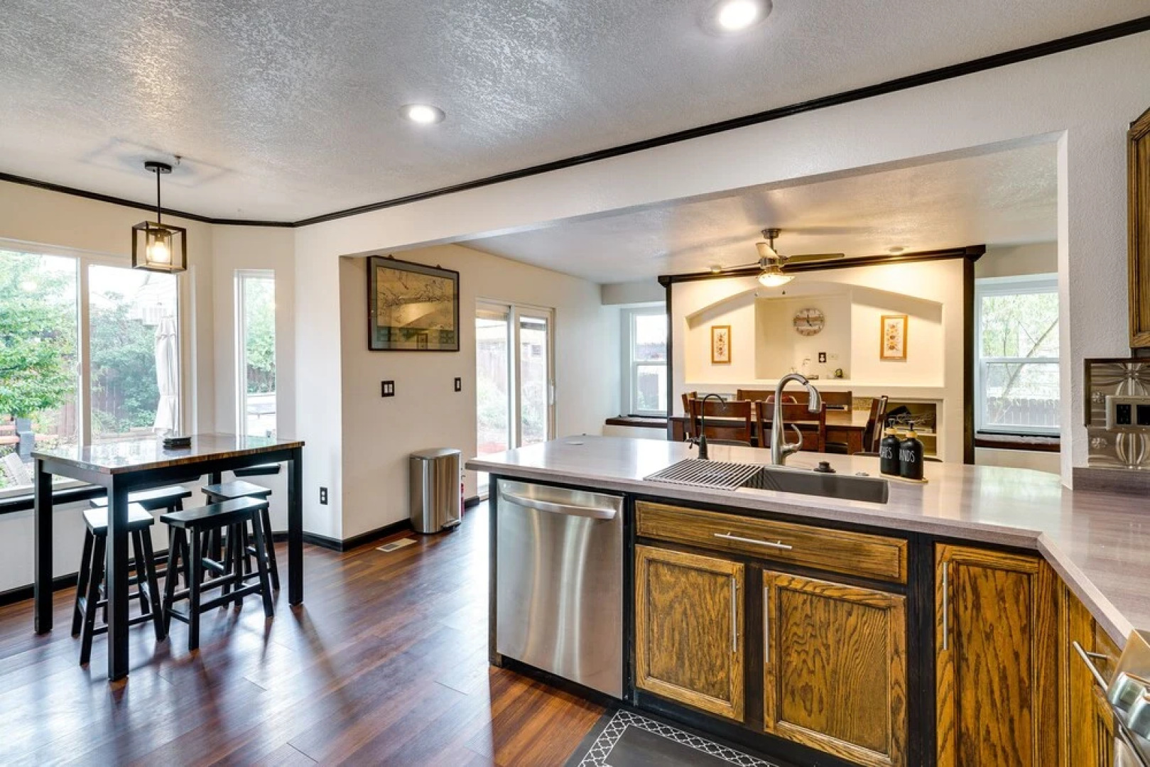 Fountain Retreat w/ Private Hot Tub & Fire Pit