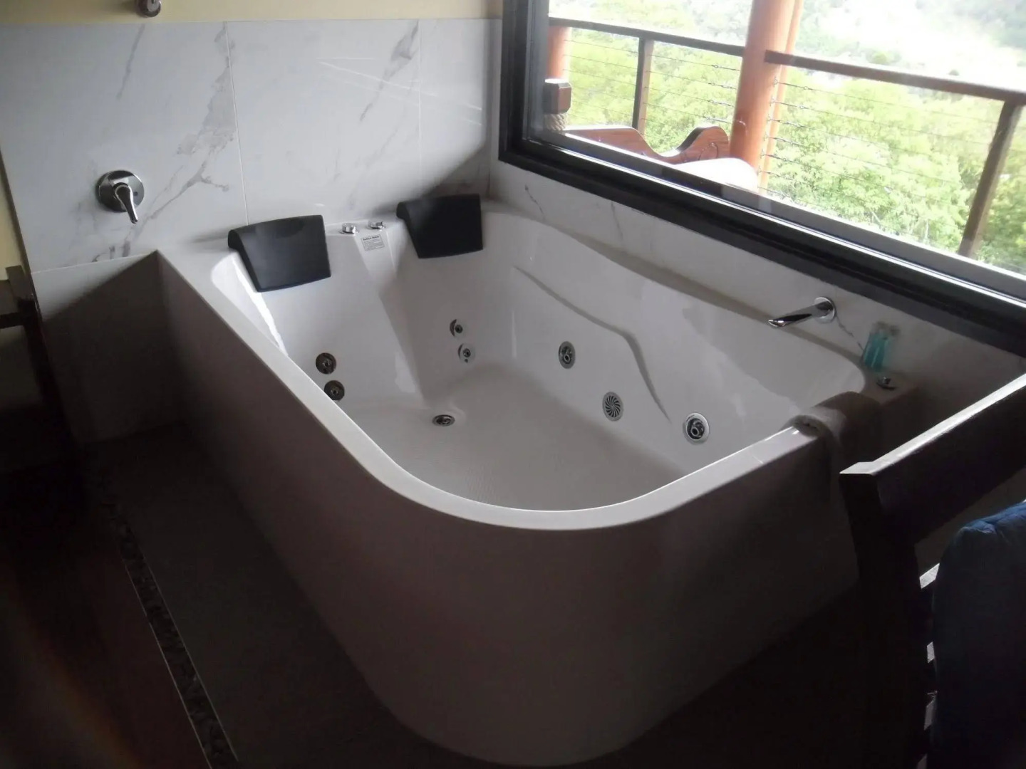 Maleny Tropical Retreat Balinese B&B