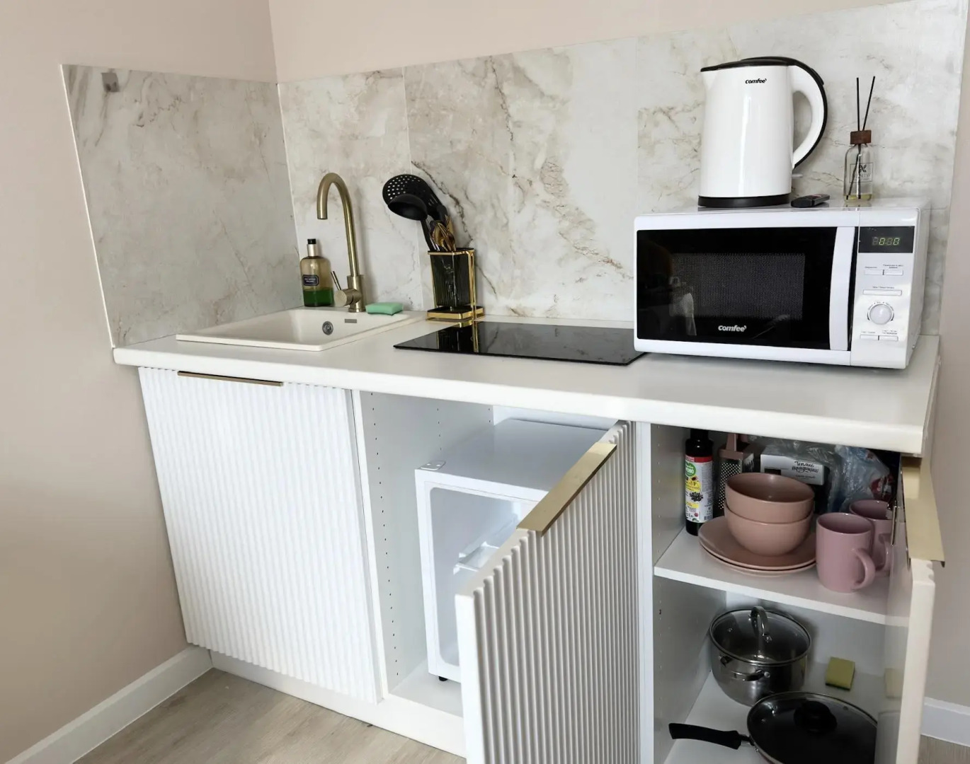 Апартаменты на улице Романтиков 1