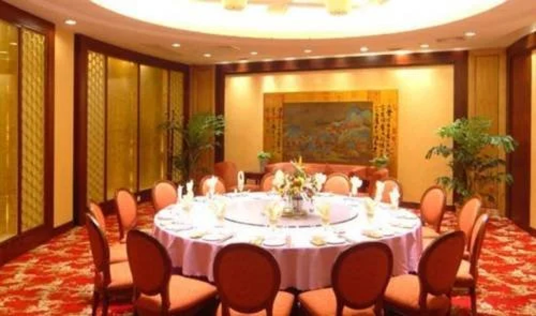 Qinwang Hotel