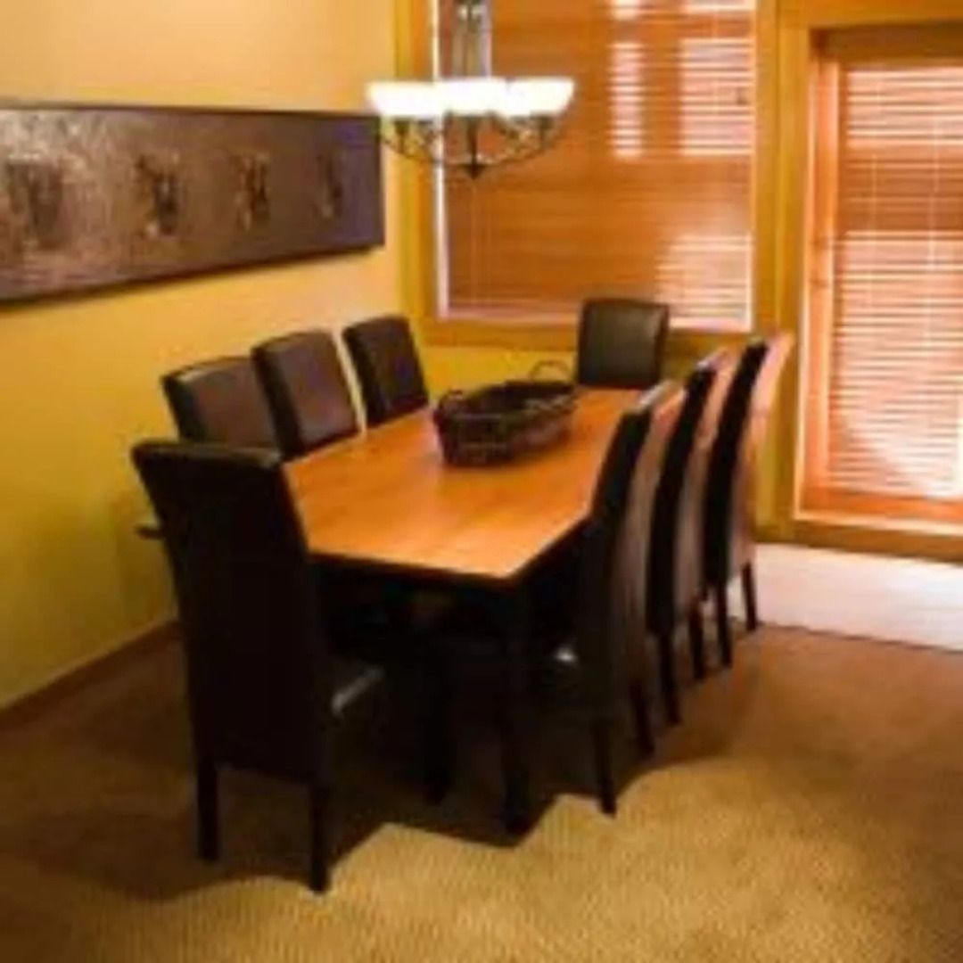 Pinnacle Ridge Chalets by Fernie Lodging Co