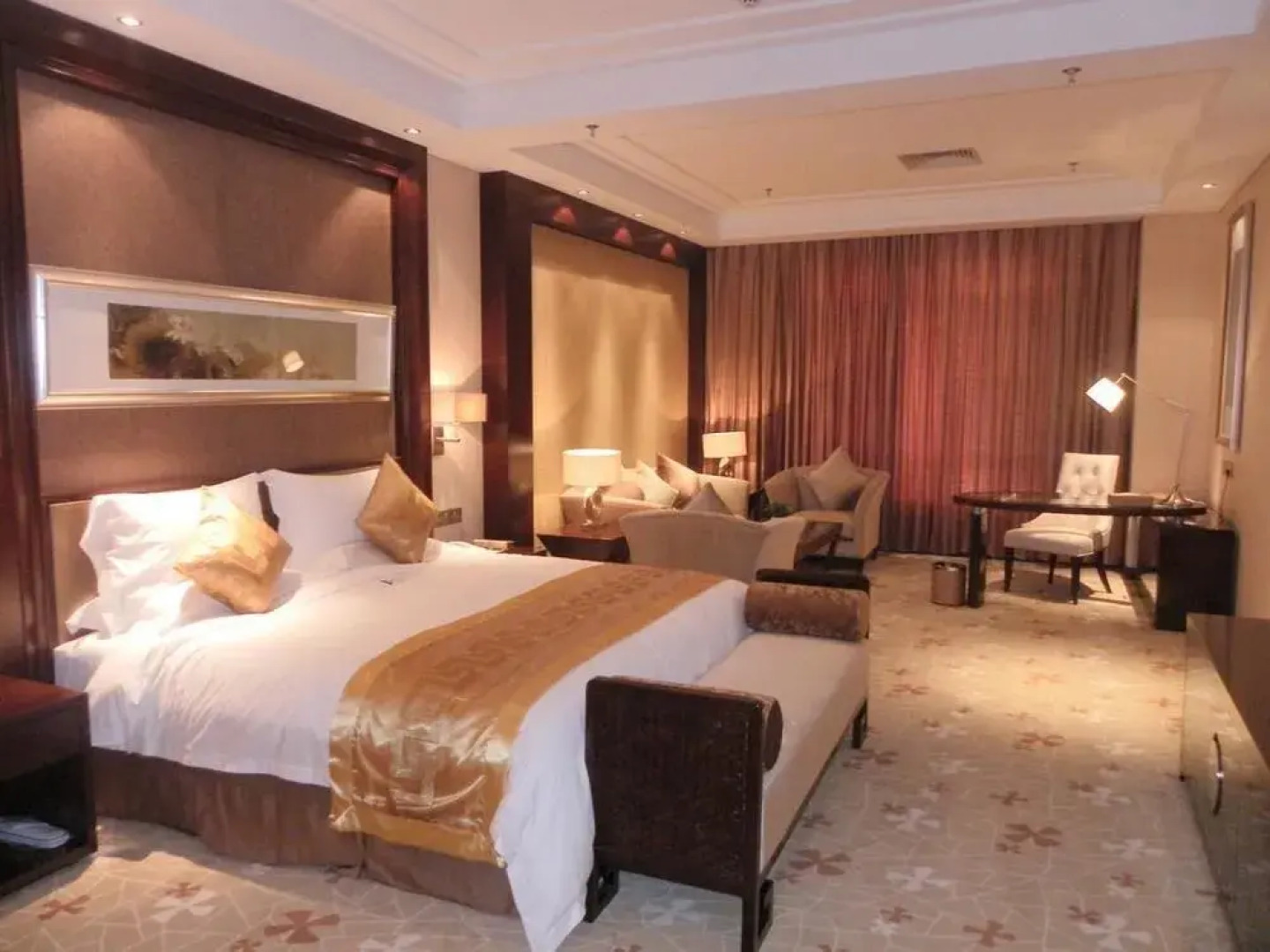 Liaocheng Arcadia International Hotspring Hotel