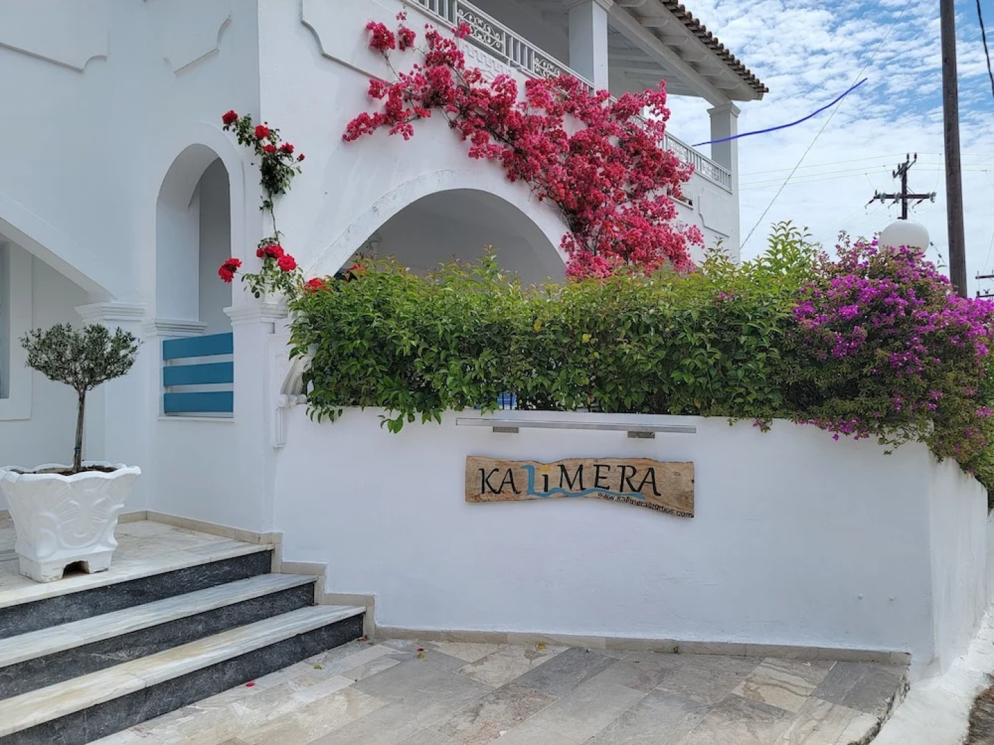 Kalimera Studios and Apartments