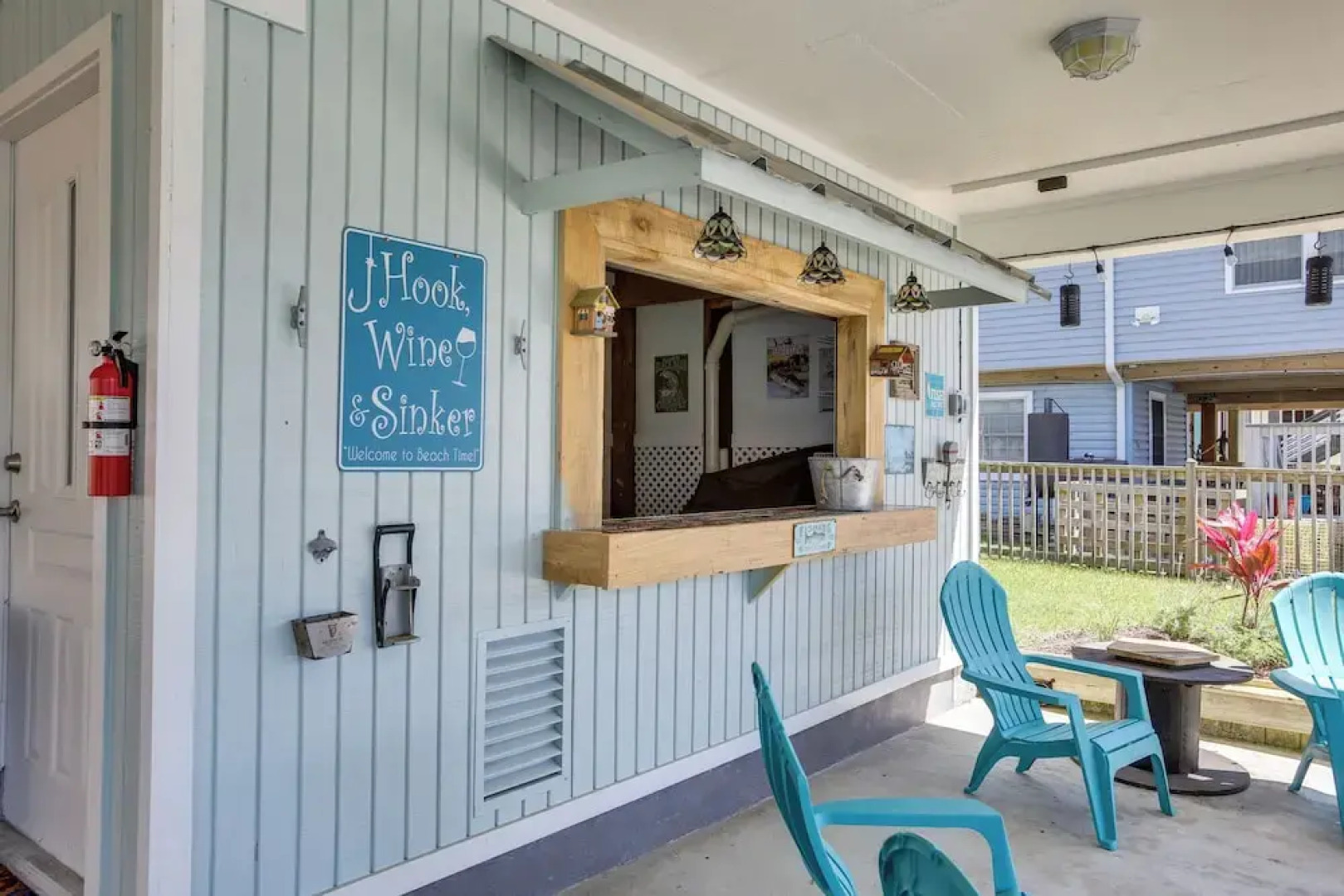 Jamaica Beach Canal Home w/ Private Boat Dock!