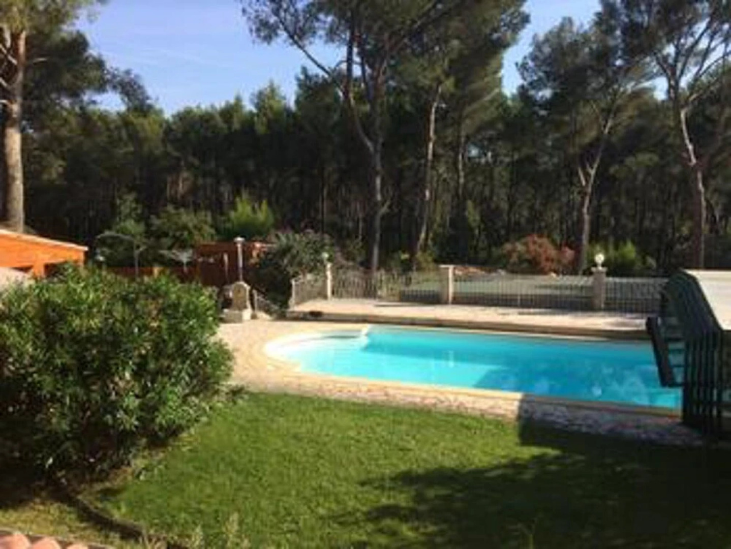 Chalet with 2 Bedrooms in Le Beausset, with Wonderful Mountain View, Private Pool And Enclosed Garden - 8 Km From the Beach