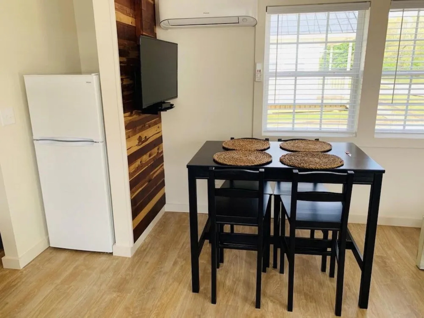 Greeter Falls Lodge 6