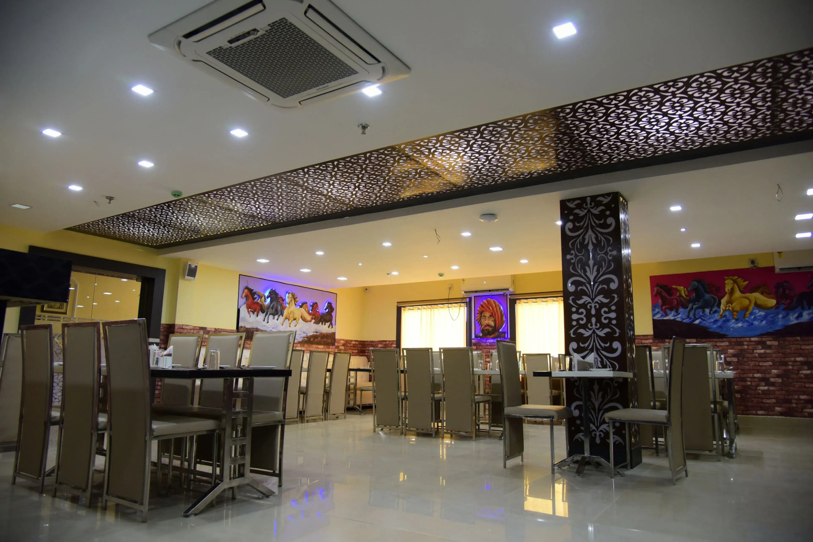 Pabitra Royal Regency