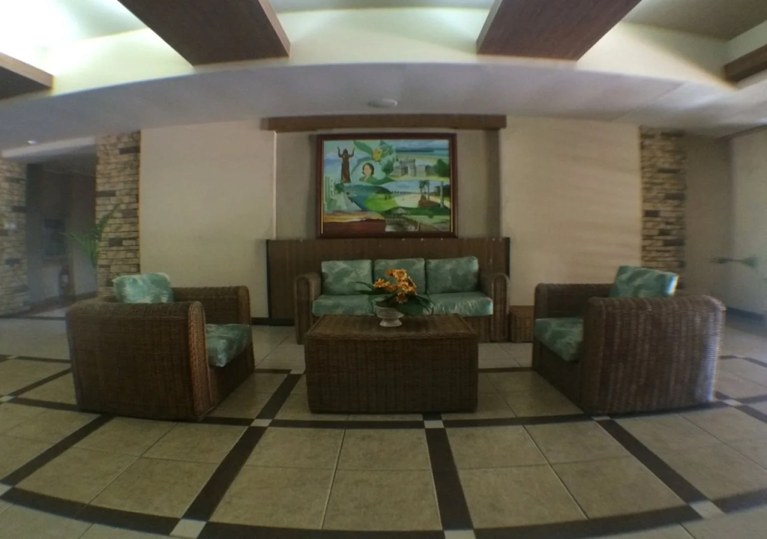 Subic Holiday Villas