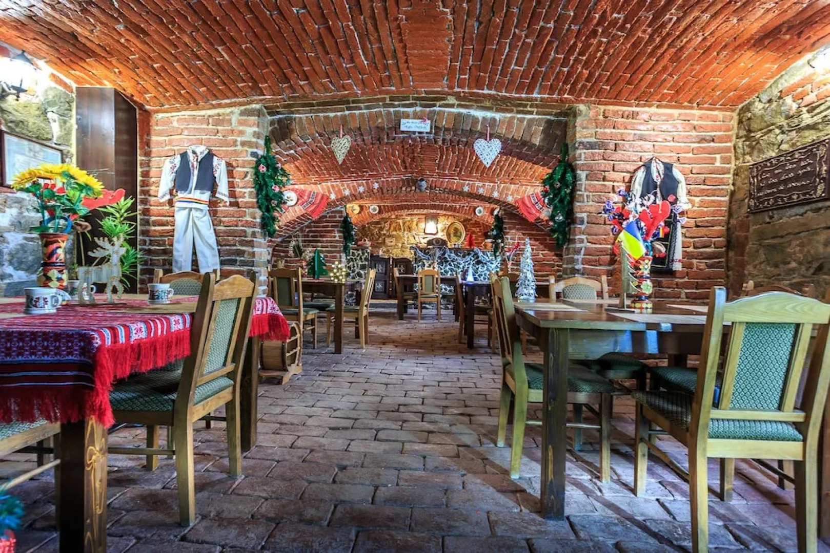 Casa Dives, Transylvania