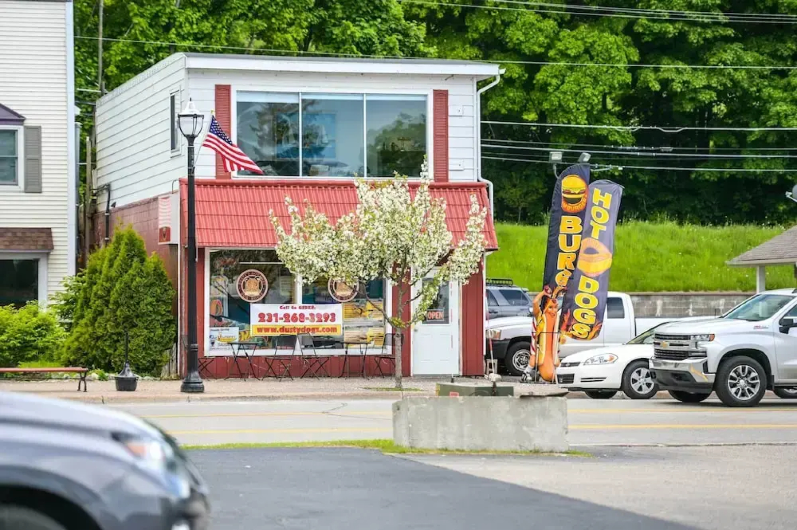 Walkable St Ignace Condo w/ Lake Huron Views