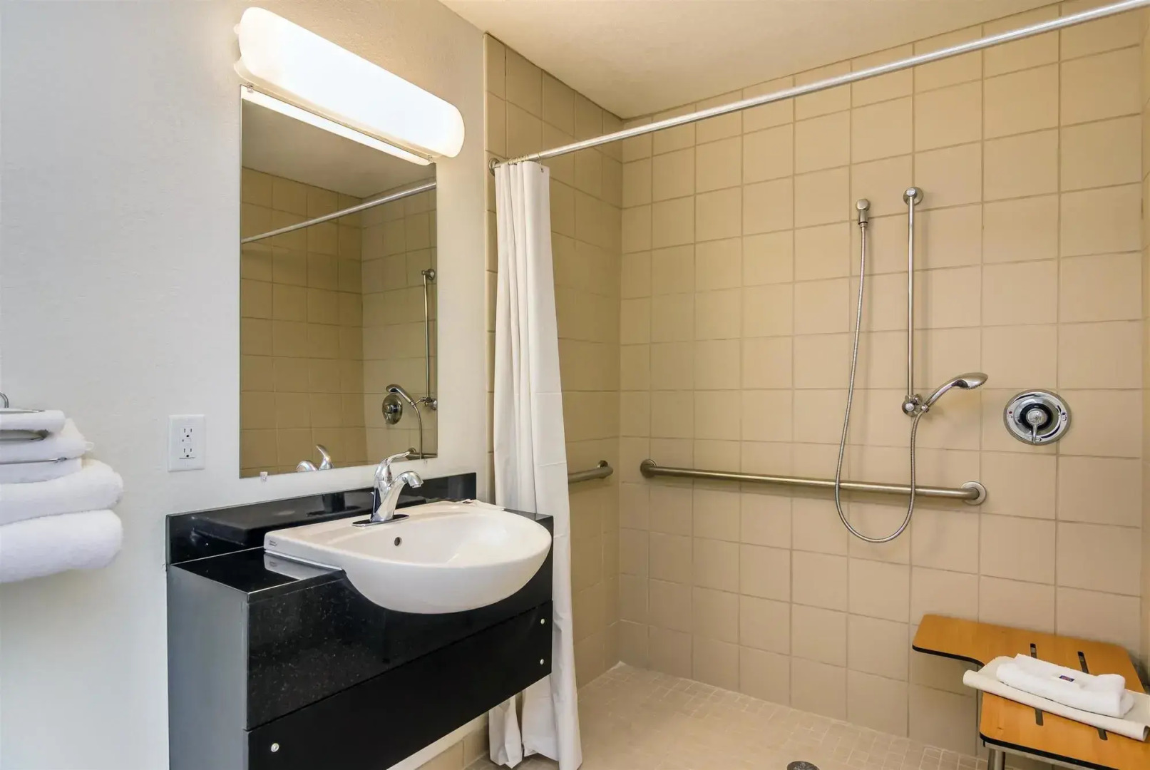 Motel 6 College Station, TX - Bryan