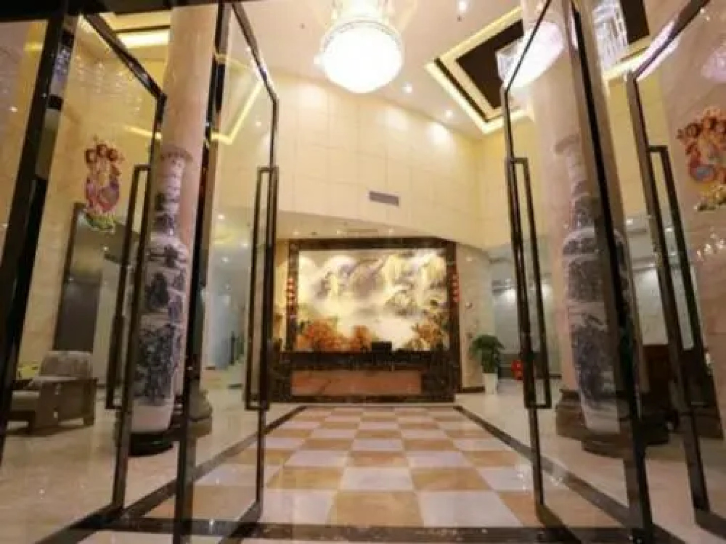 Wanmao Boutique Hotel (Wuyuan Hospital of Traditional Chinese Medicine Cultural Square)