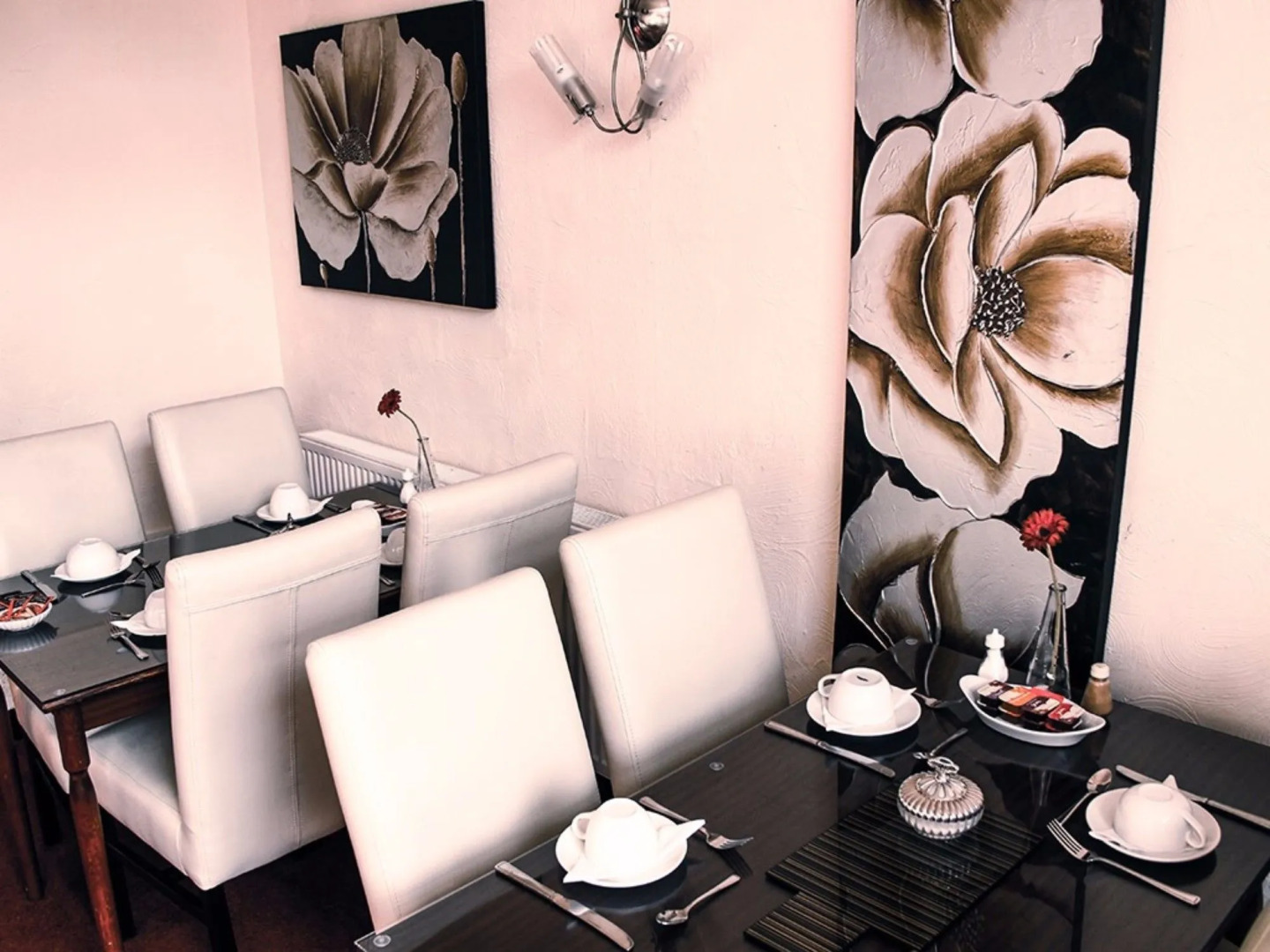 Tennyson House Hotel