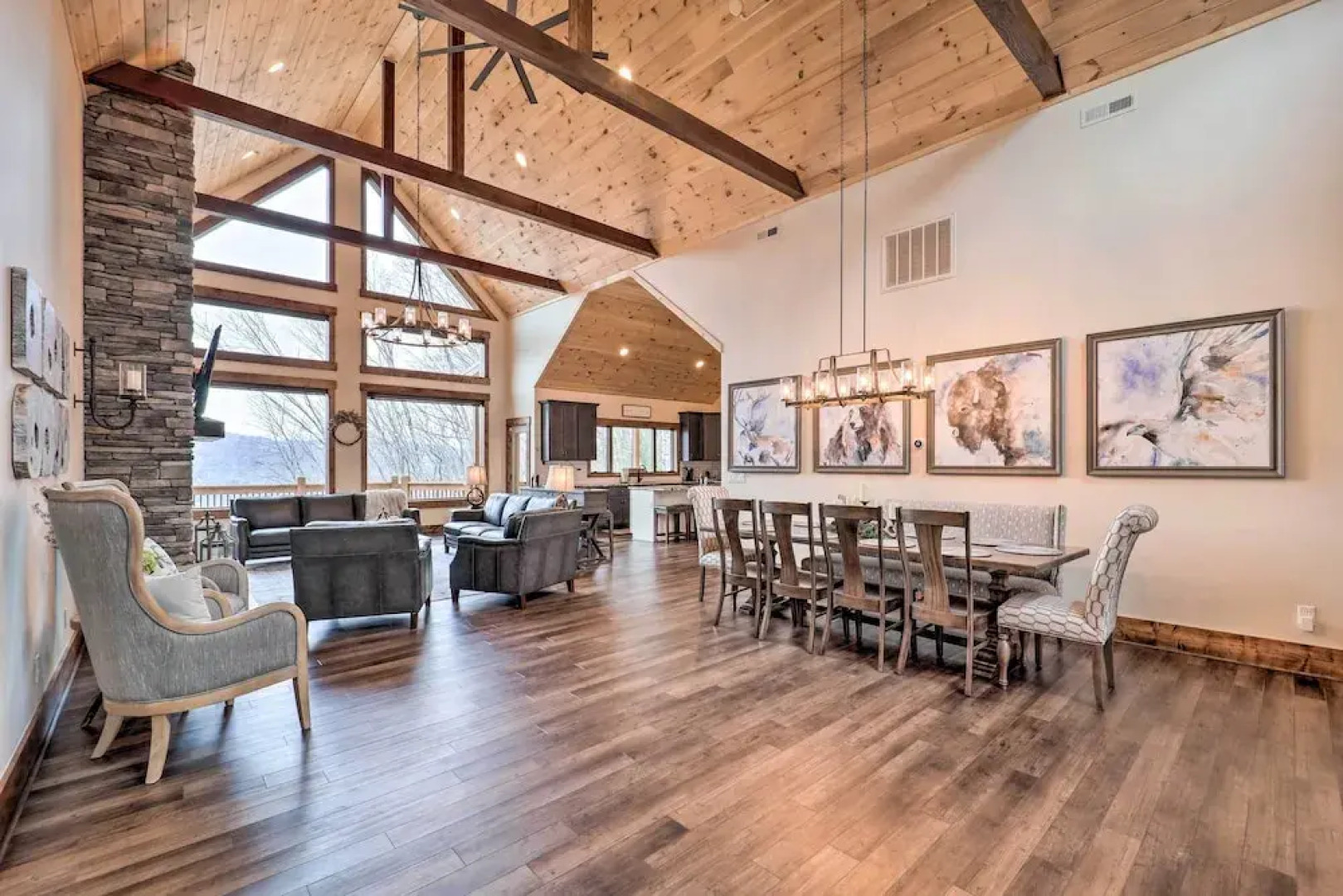 Mountainside Retreat w/ Fire Pit in Banner Elk