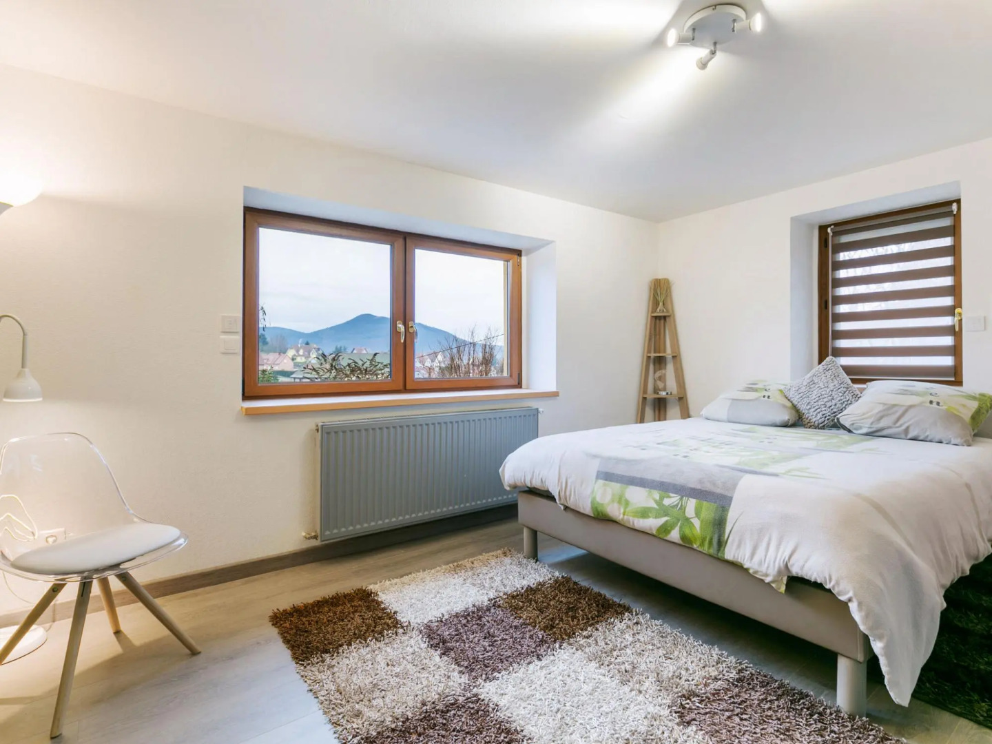 Majestic Holiday Home in Neubois with Private Pool