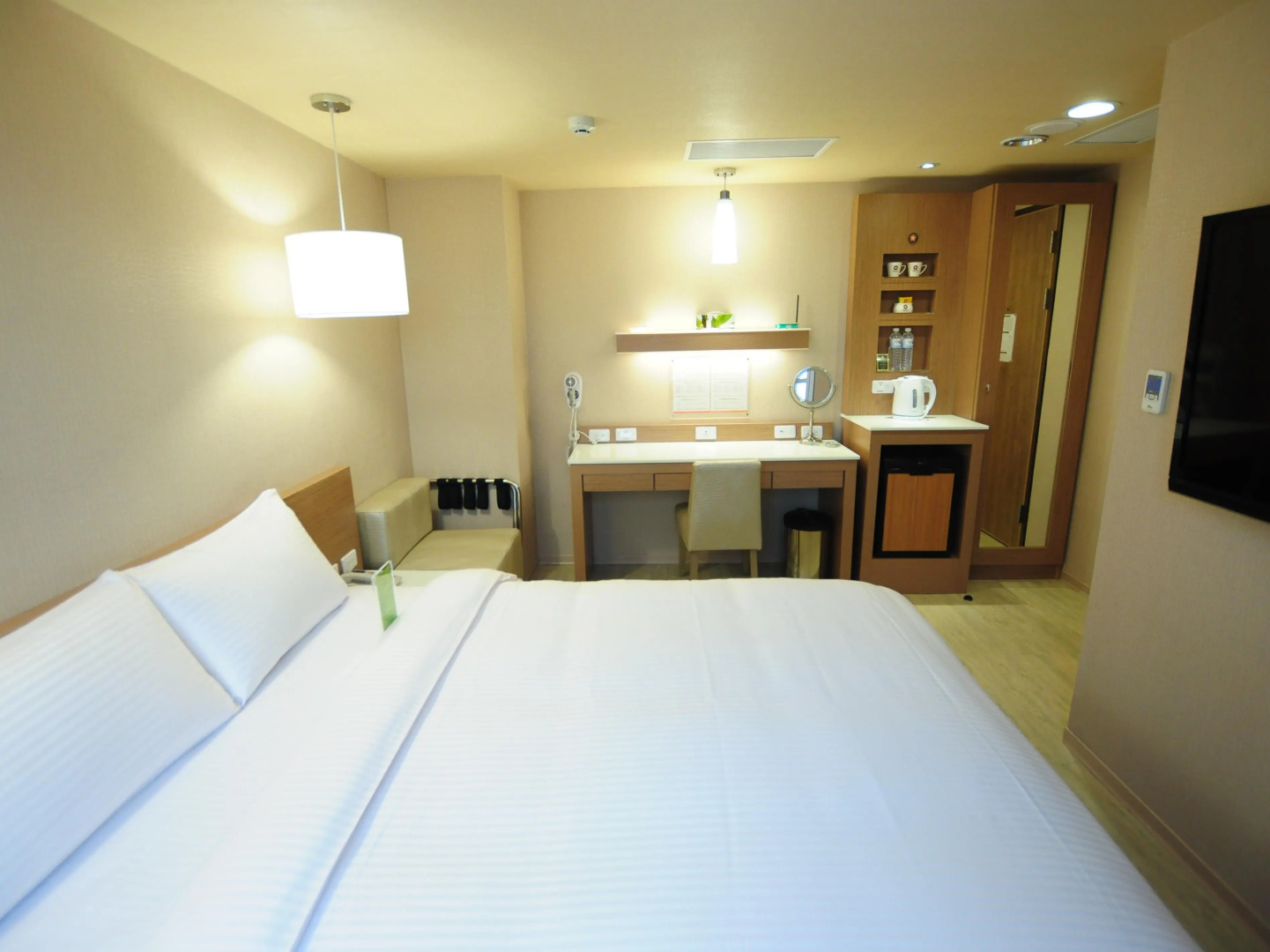 Kindness Hotel - Tainan Chihkan Tower