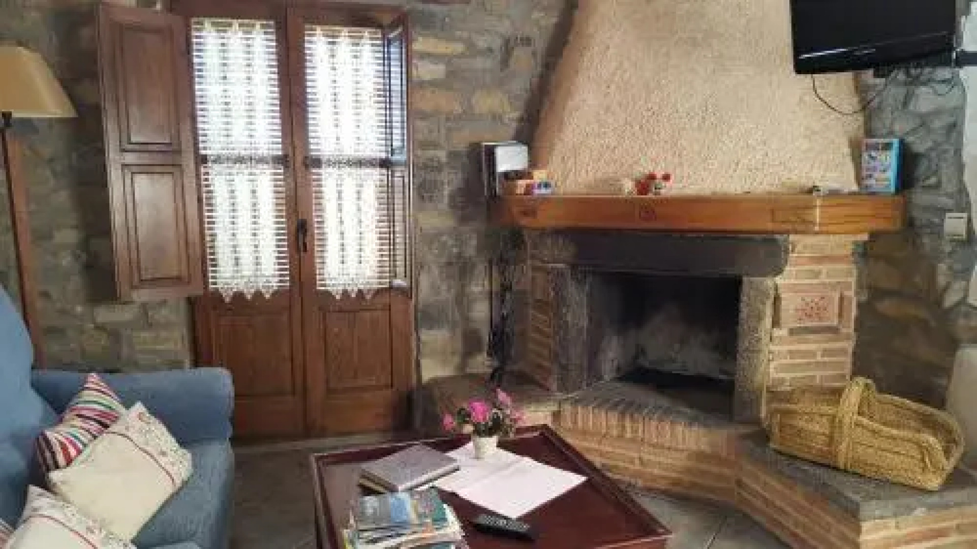 Apartamentos La Borda Castillon