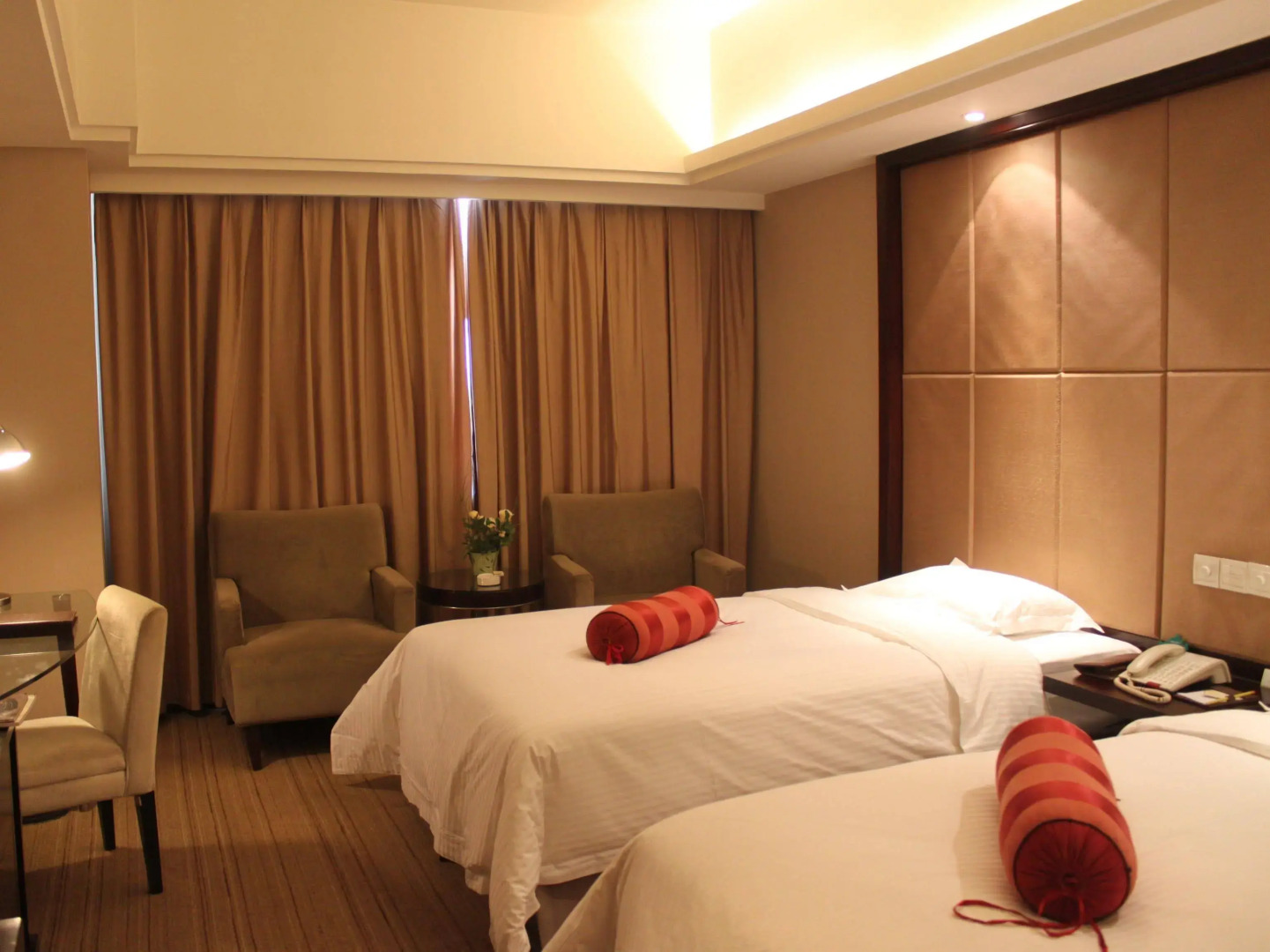 Zhengzhou Yuehai Hotel