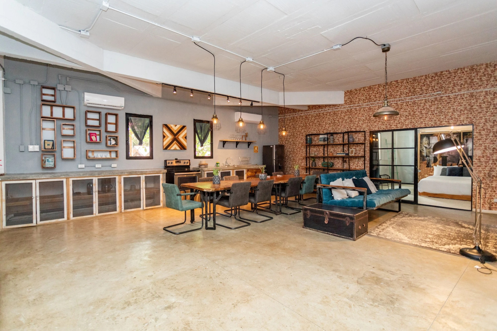 Selina Santa Teresa South