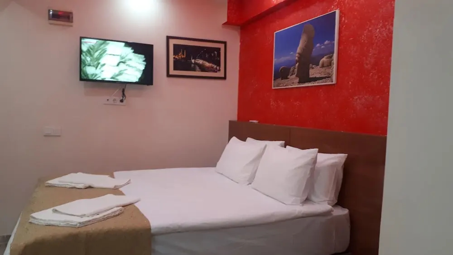 Yakut Hotel