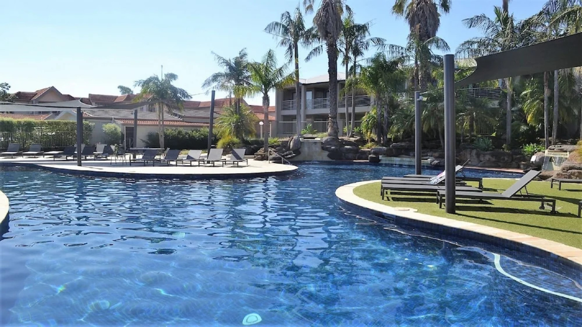 Cypress Waterview Spa Apartment - 37B