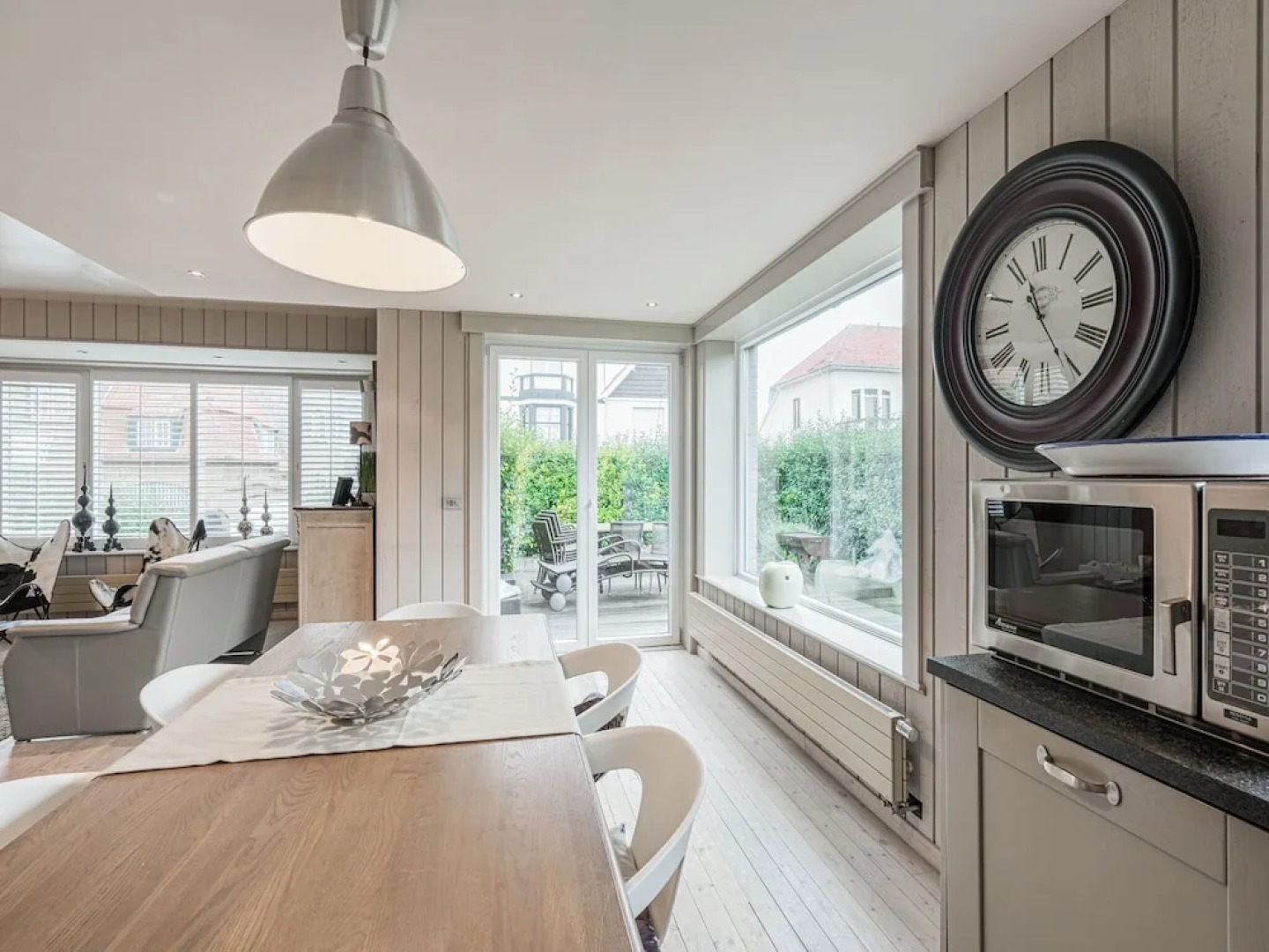 Charming Villa with Sauna in Westende