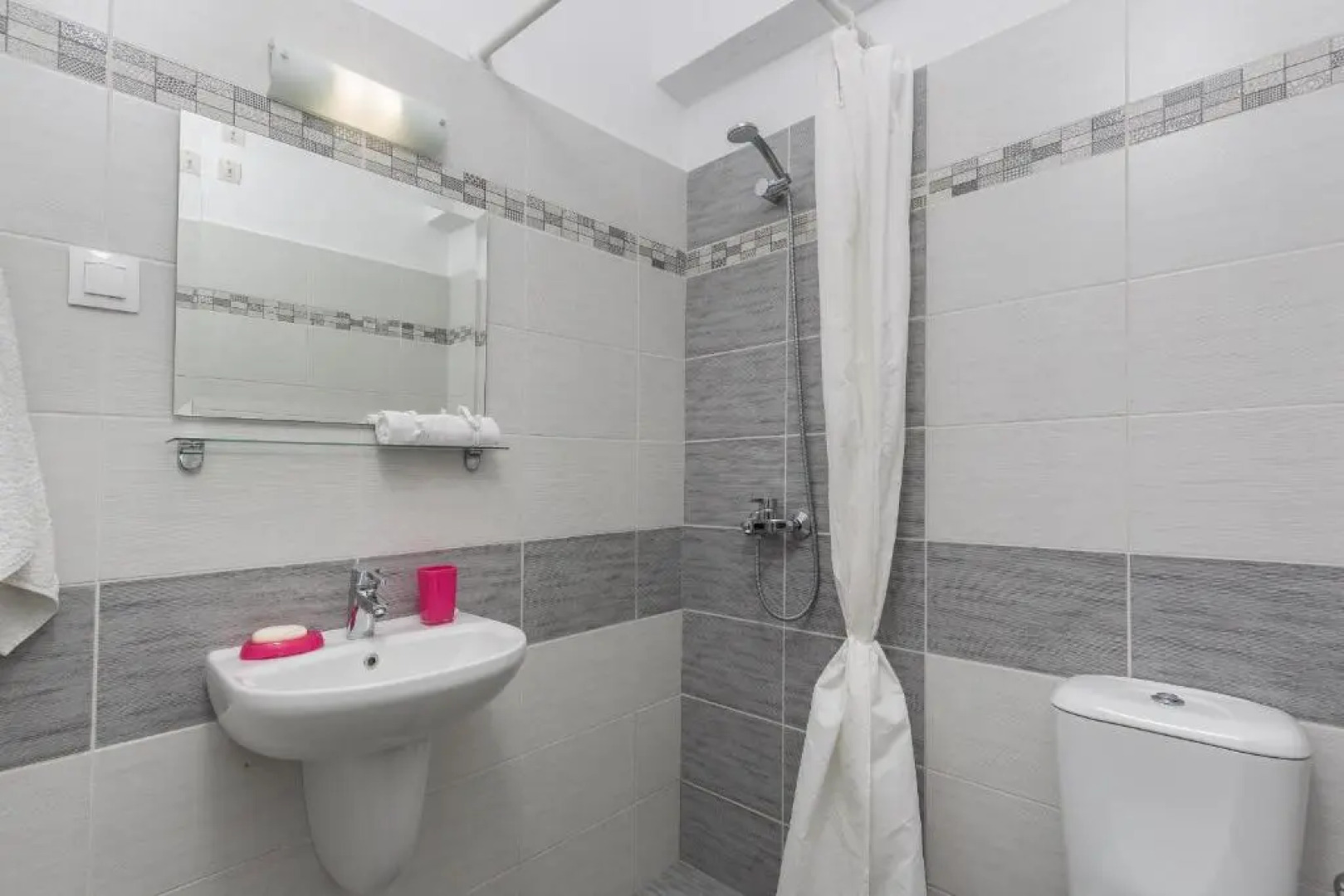 Kontokali Lake House