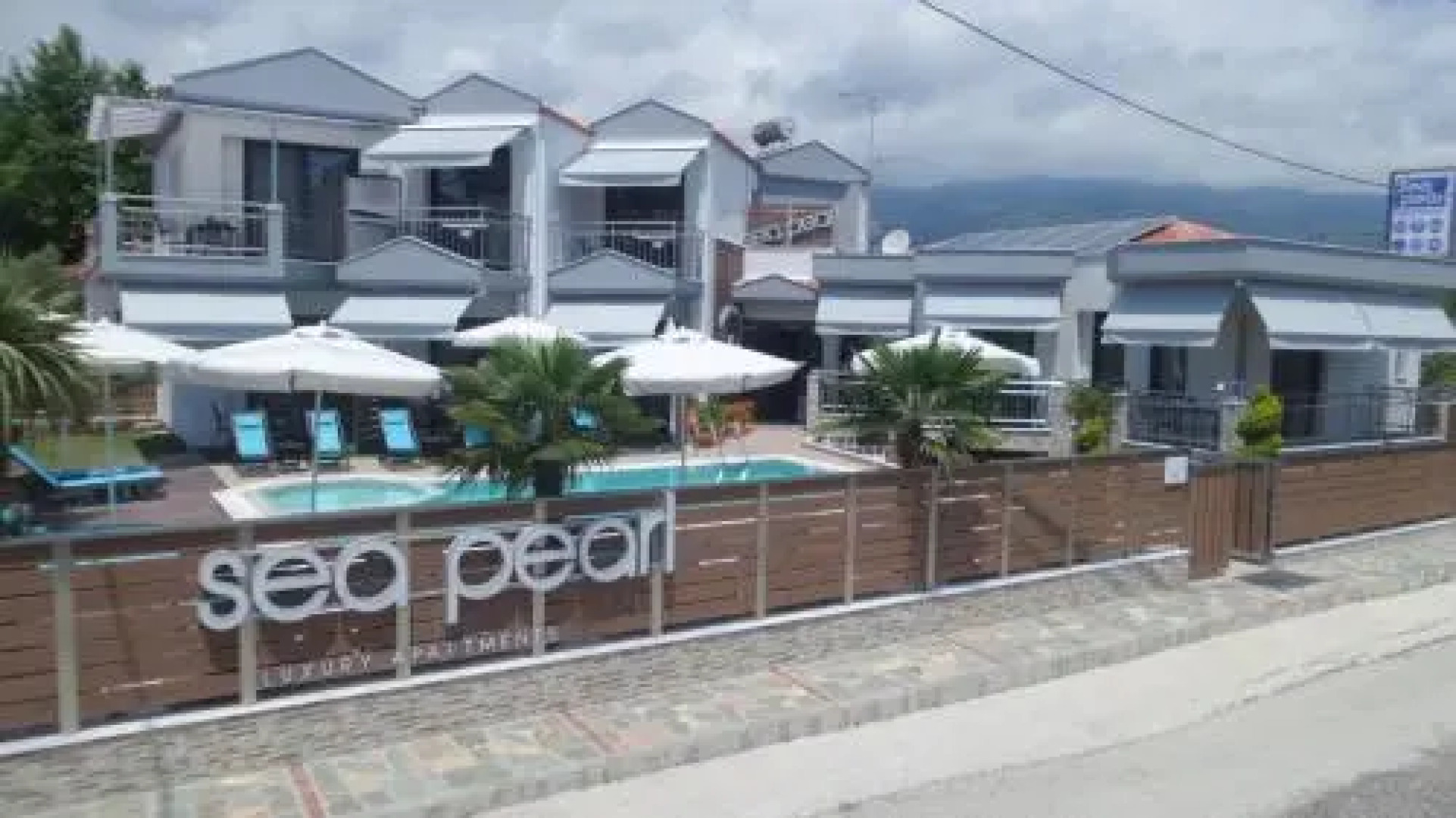 Sea Pearl Luxury Apartments