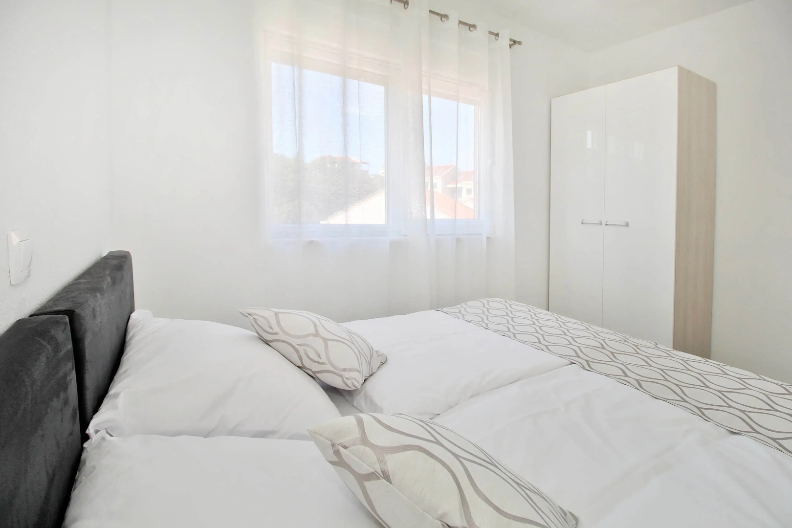 Bacan Family Apartments