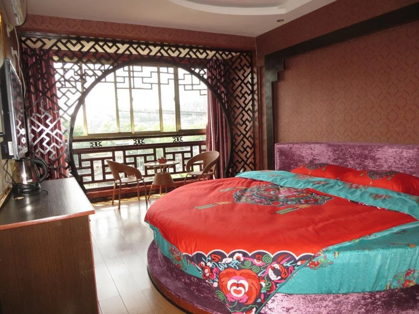 Fenghuang Ruyi Hostel