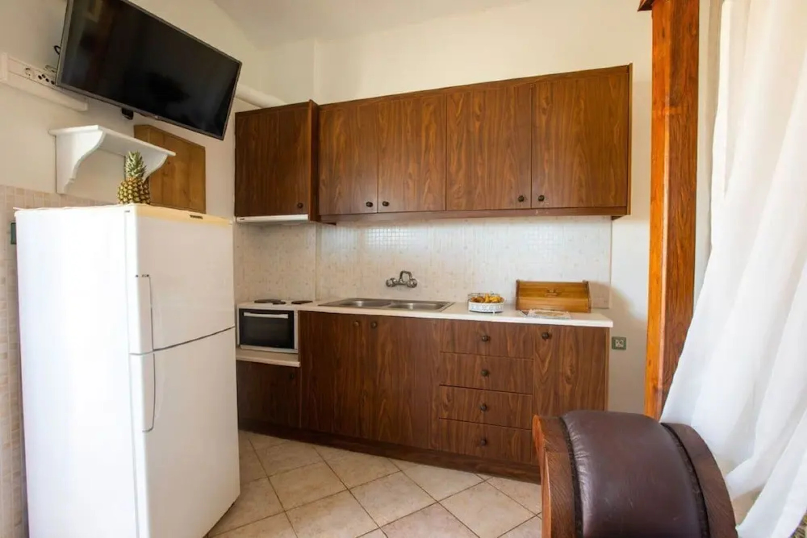 Inviting Arokaria Apartment in Panormo