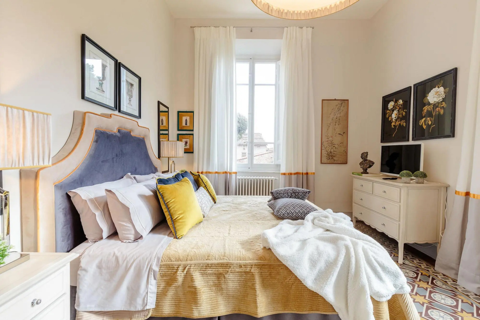 The Park View Apartment