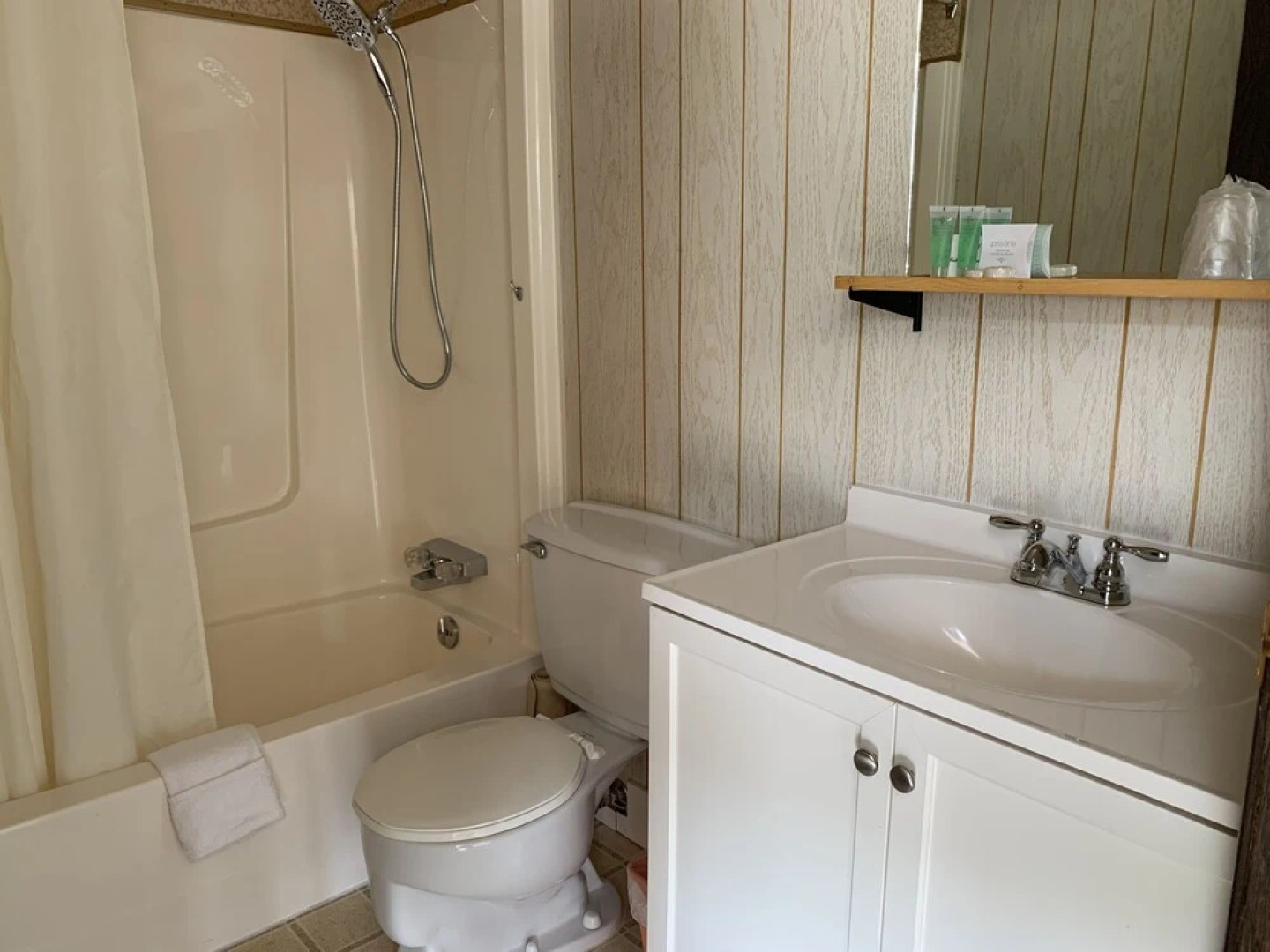 Greenview Motel and RV Park