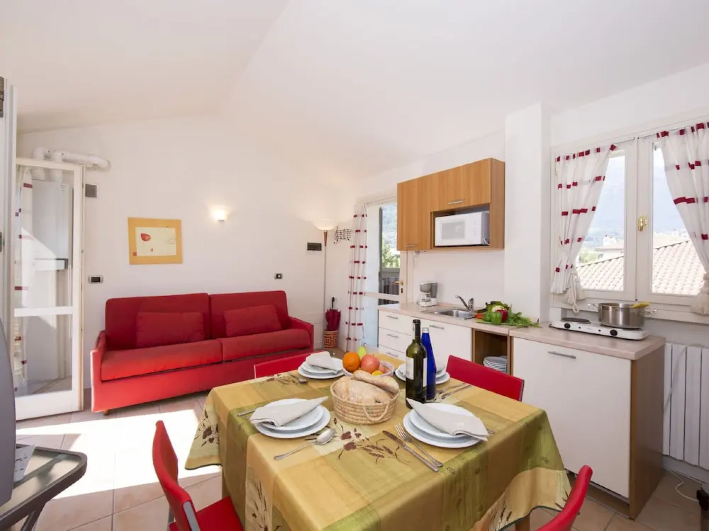 A Modern Furnished Studio With a Lovely Balcony