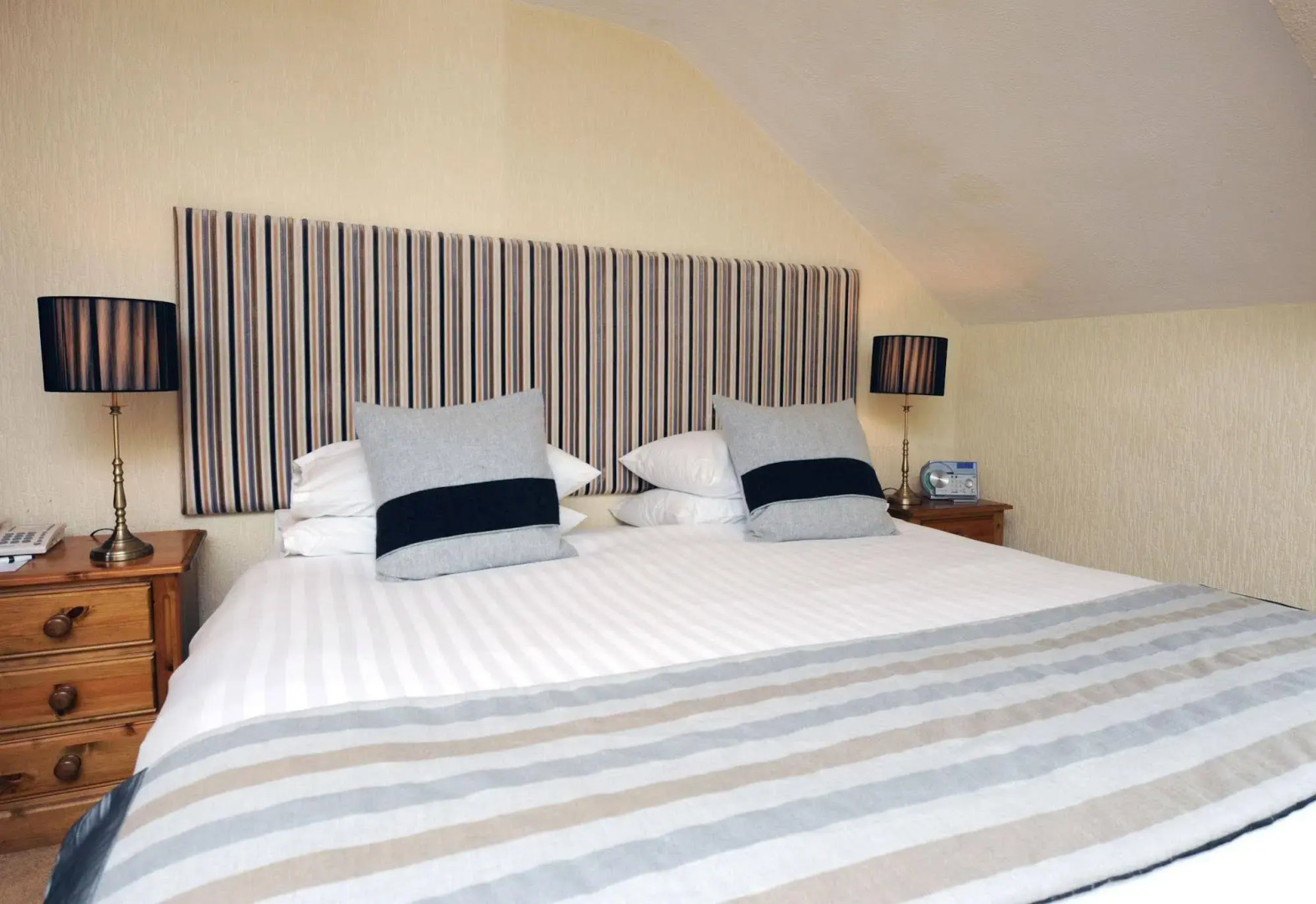 Wolfscastle Country Hotel